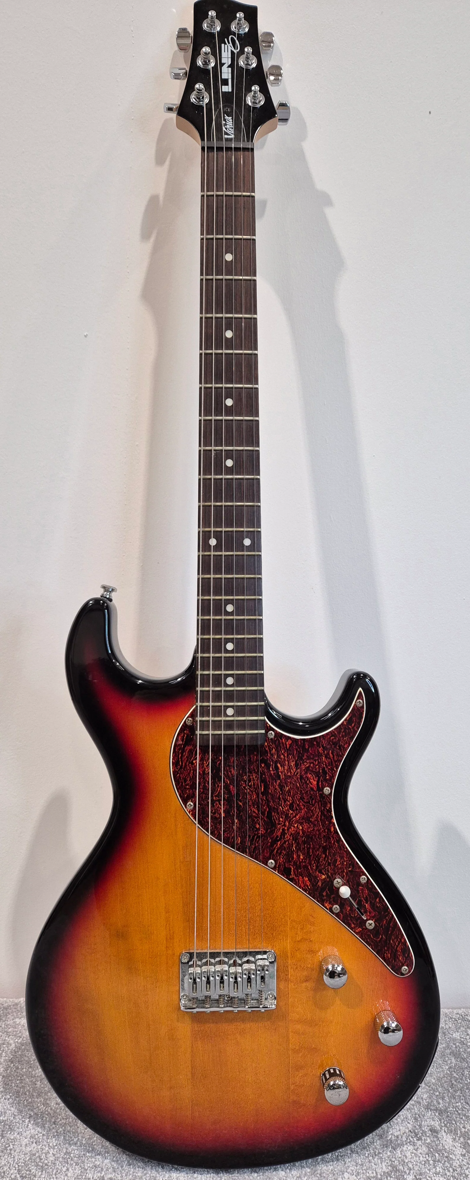 Line 6 Variax Modelling Guitar With Line 6 Soft Bag - Image 2