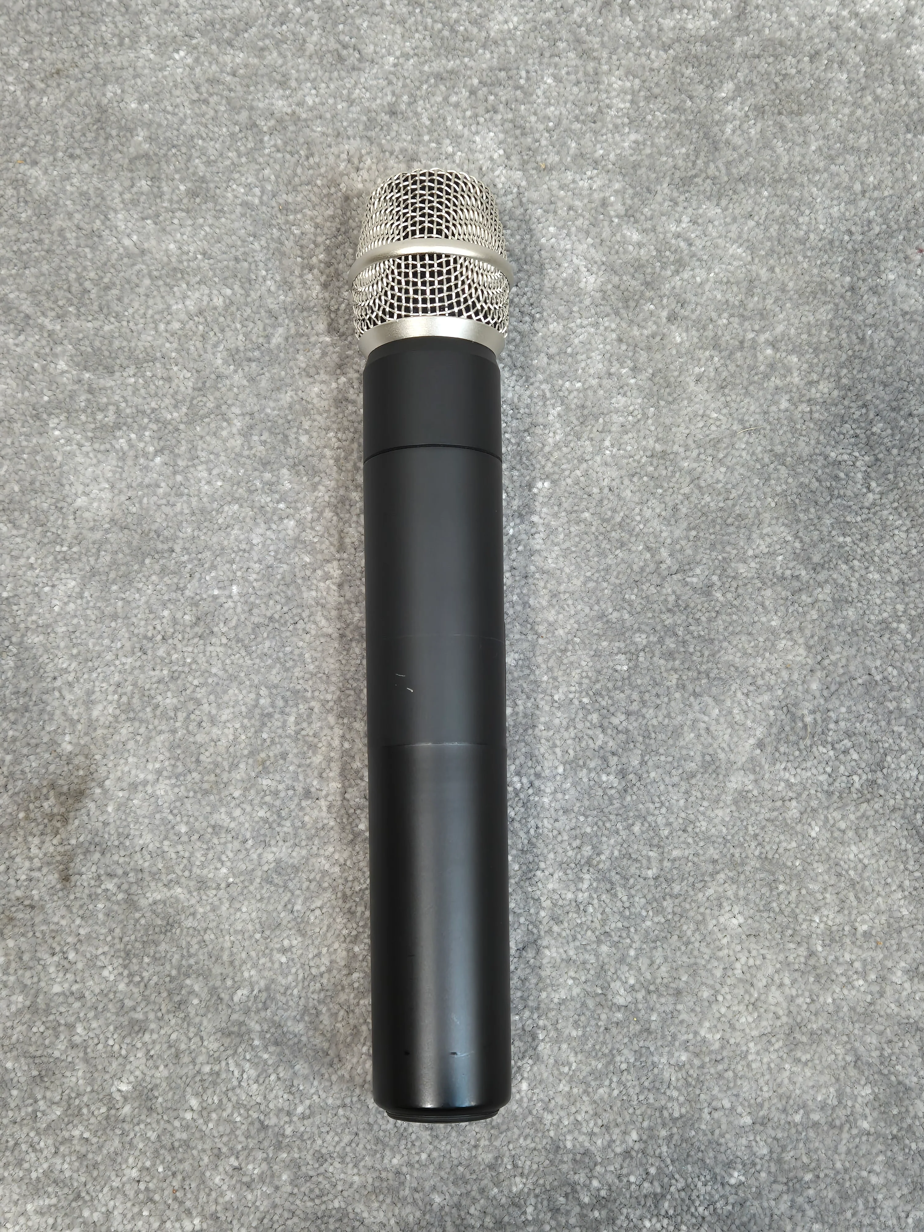 Line 6 XD-V55 - Digital Wireless Microphone System w/ Soft Case - Image 10