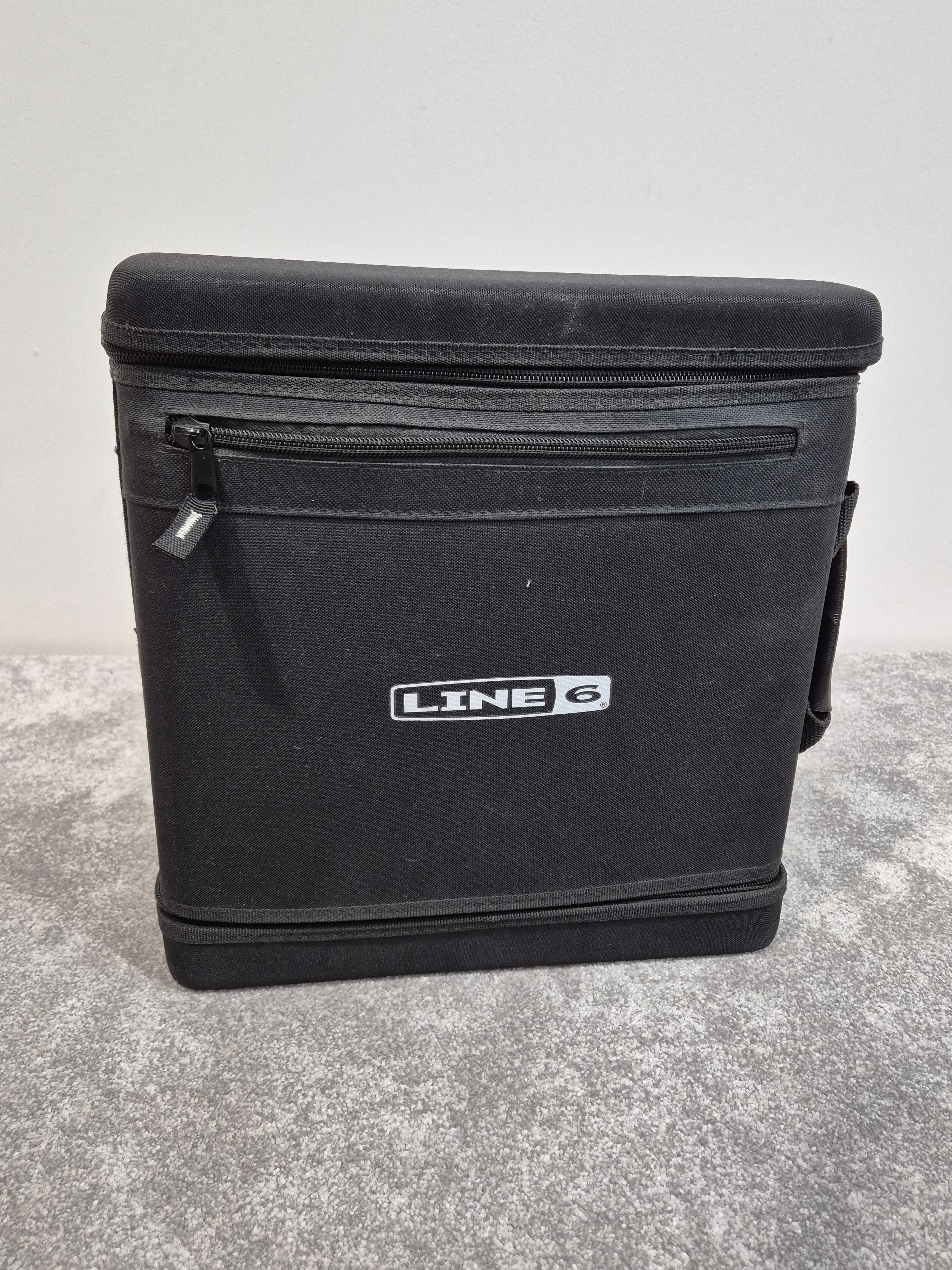 Line 6 XD-V55 - Digital Wireless Microphone System w/ Soft Case - Image 15