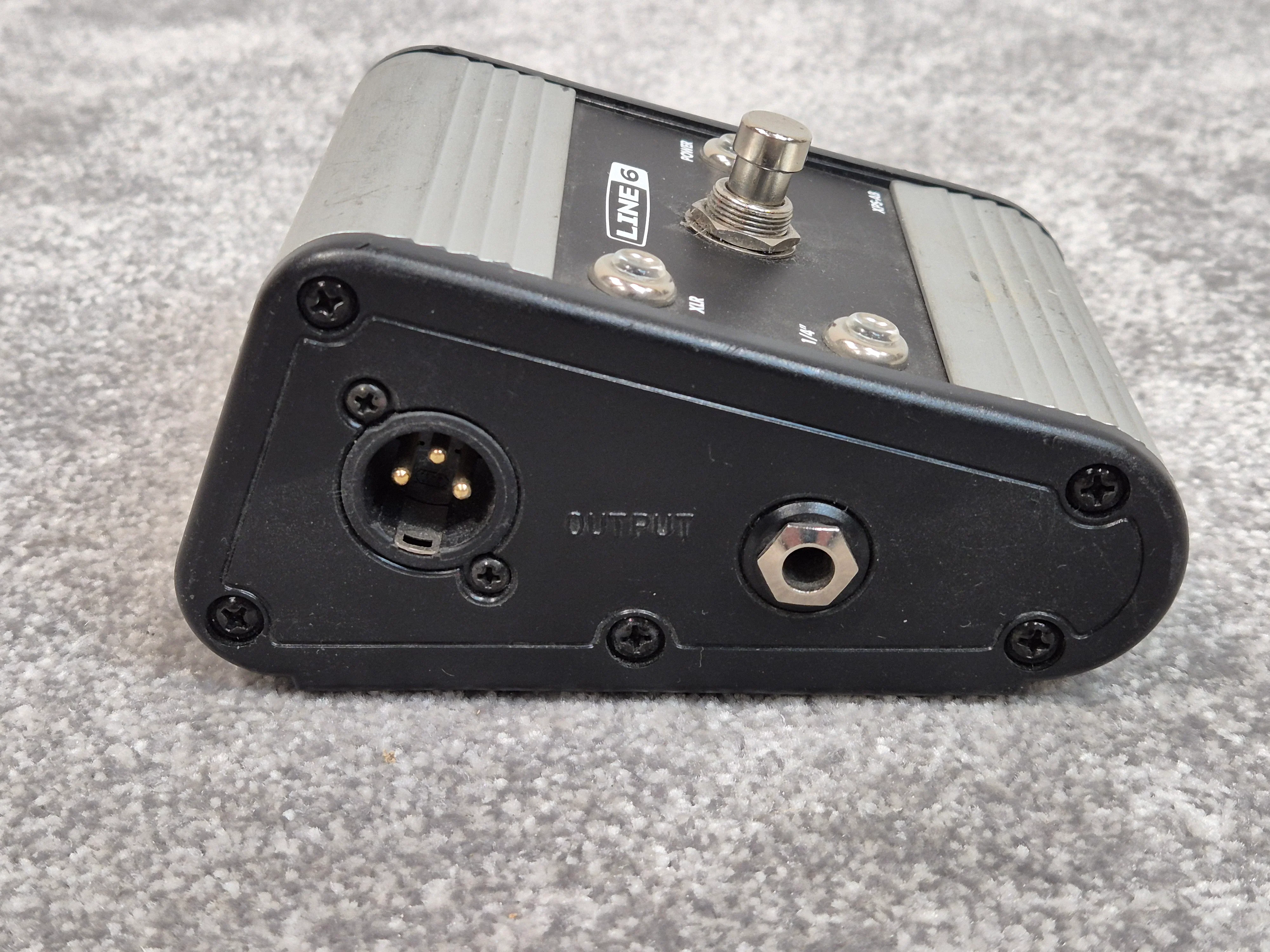 Line 6 XPS-AB - Direct Box - A/ B Switch For Variax Guitars w/ Power Supply - Image 2