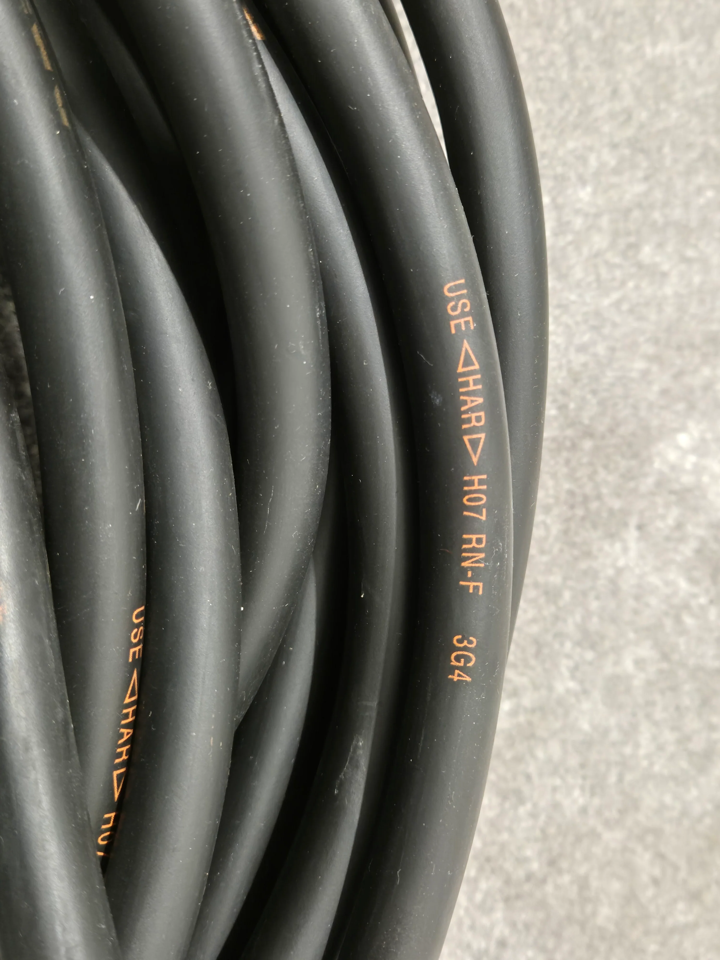LINEAX H07RN-F / Mennekes 3943 / Mennekes 1421ZA - Industrial Flexible Cable - Image 4
