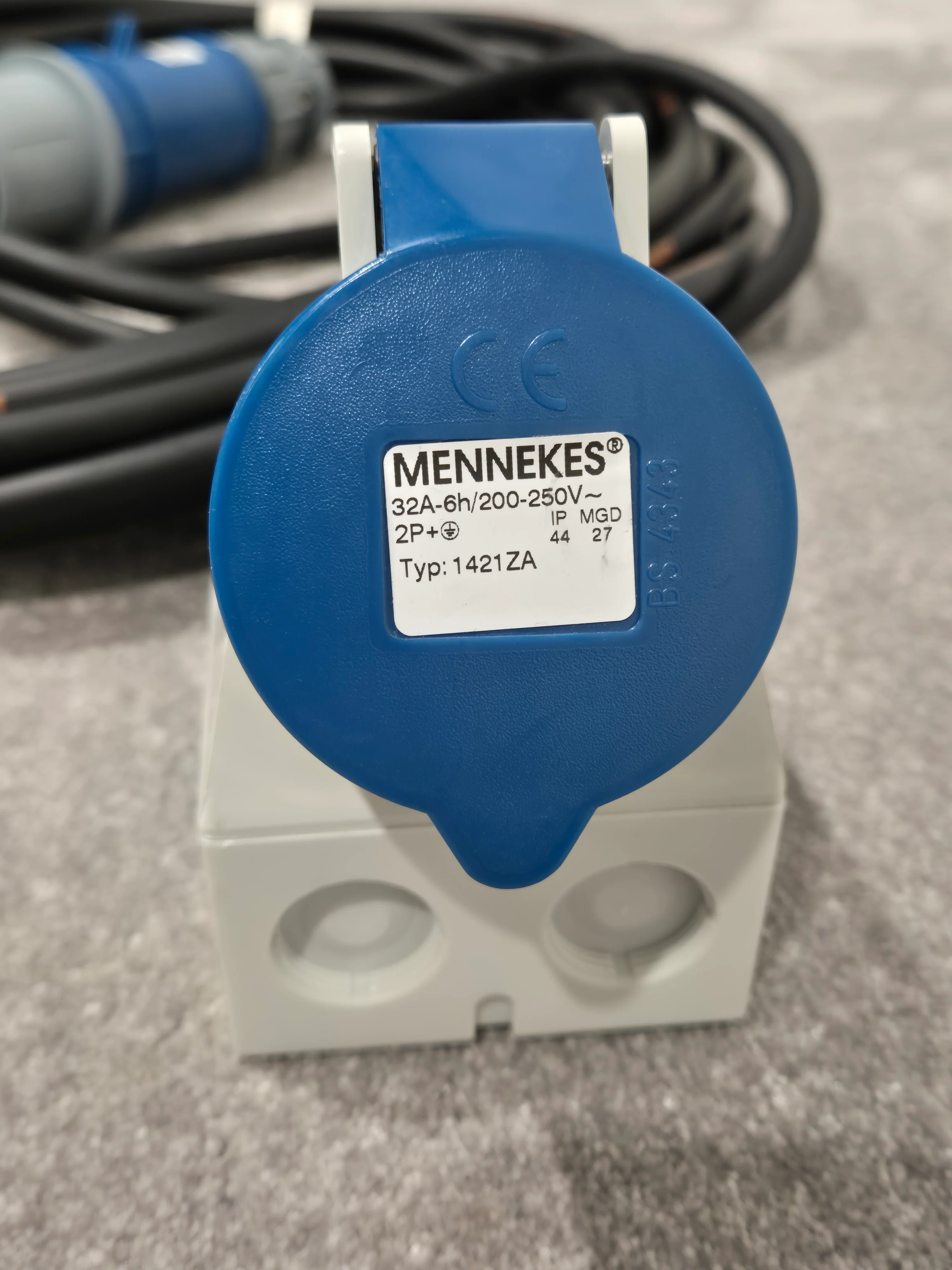 LINEAX H07RN-F / Mennekes 3943 / Mennekes 1421ZA - Industrial Flexible Cable - Image 6