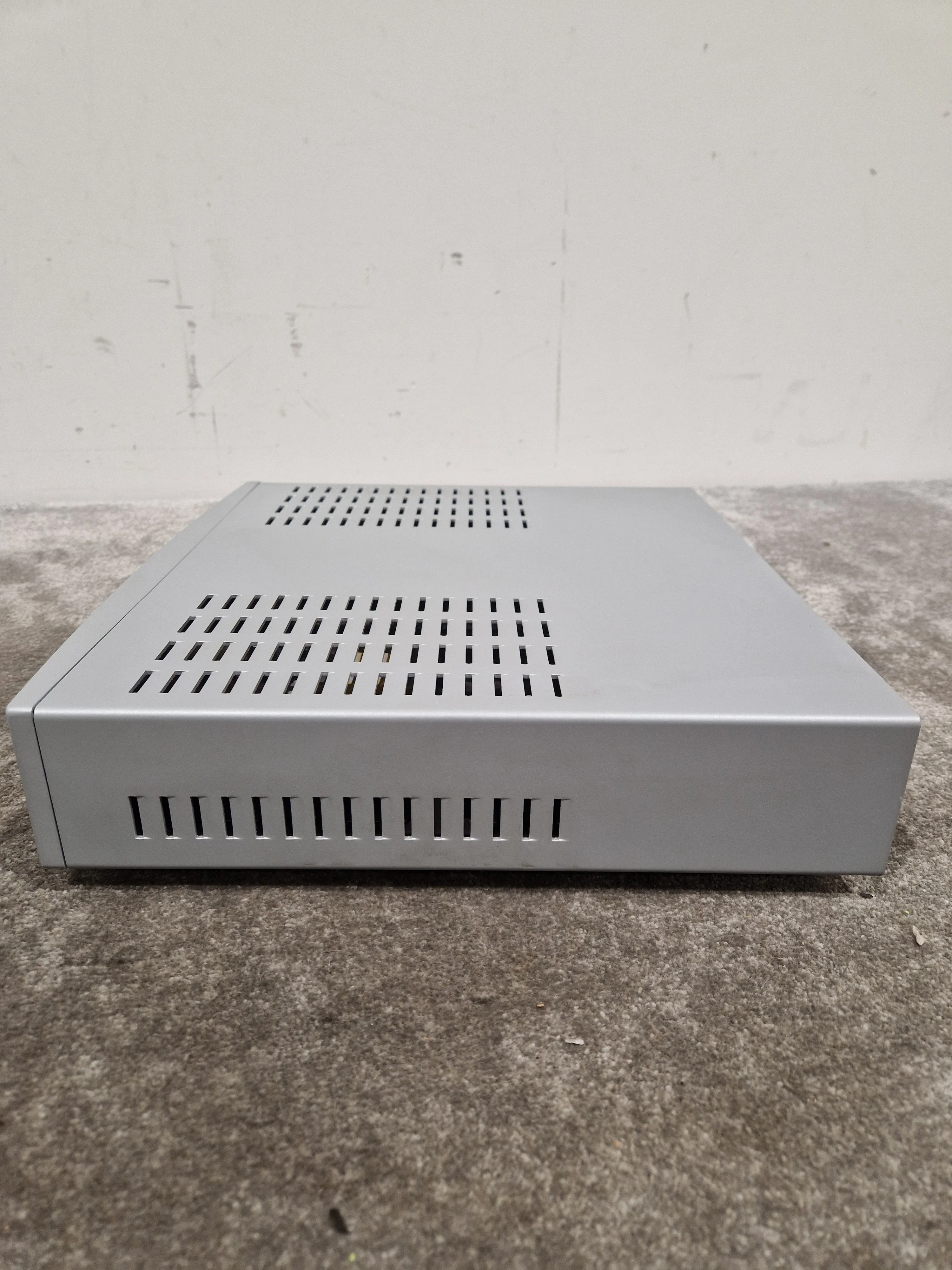 Linn Majik DSM/2/S Audio Interface - High-Fidelity Streaming - Excellent w/ Power Cable - Image 11
