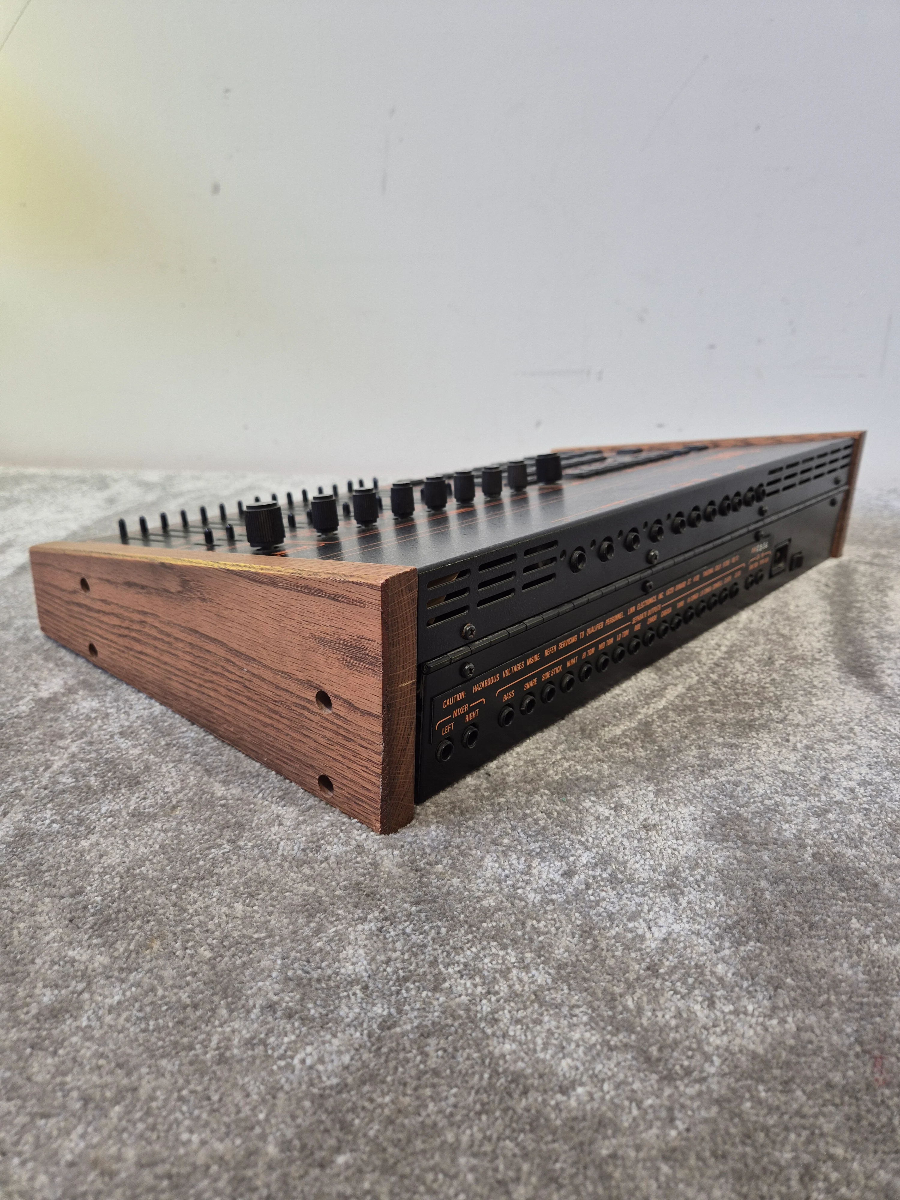 LM2 Linndrum Machine - Extremely Rare Drum Sounds Machine - Very Good - Image 10