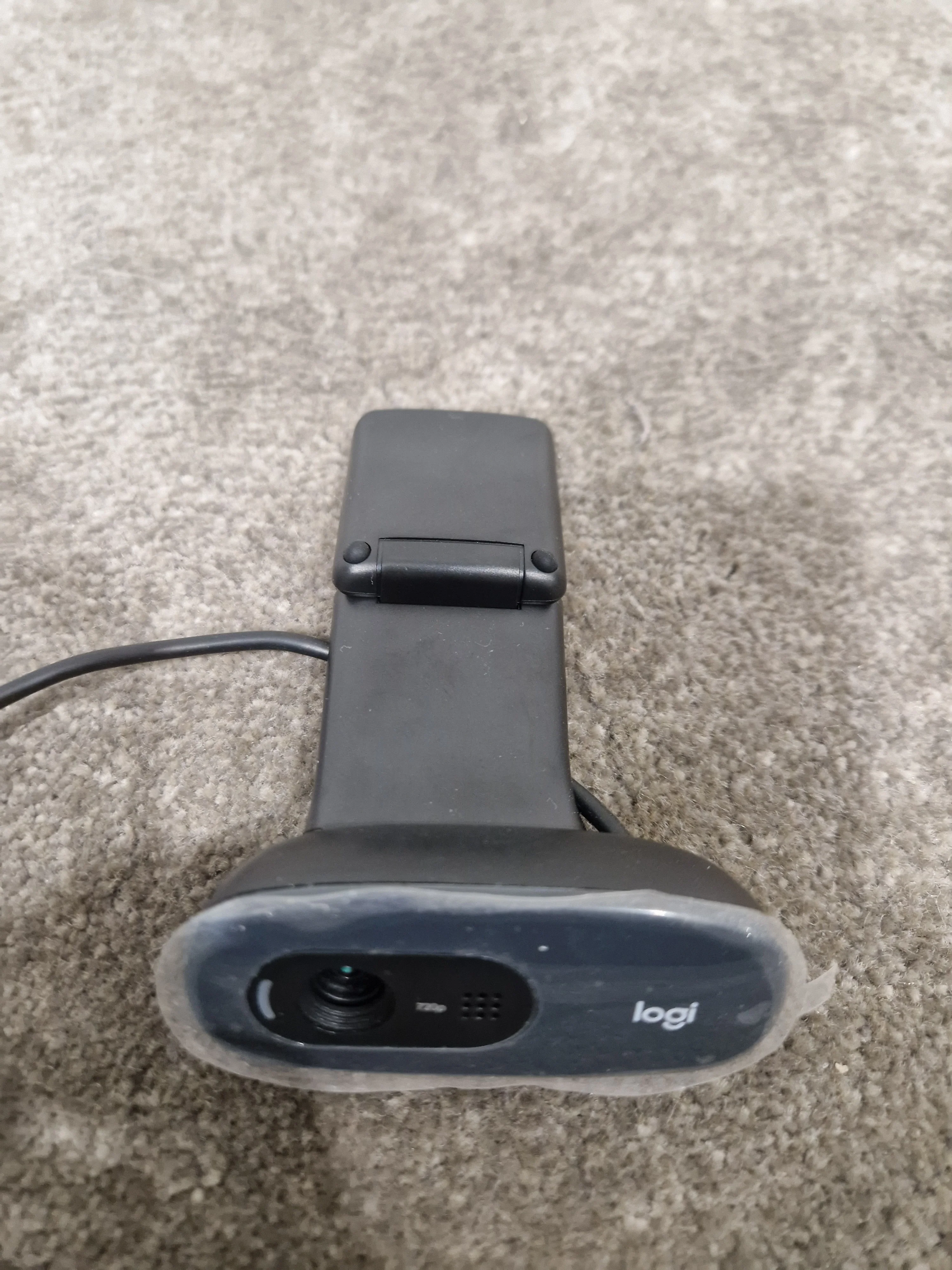 LOGITECH C505 HD Webcam 720p Black - Like New - Image 3