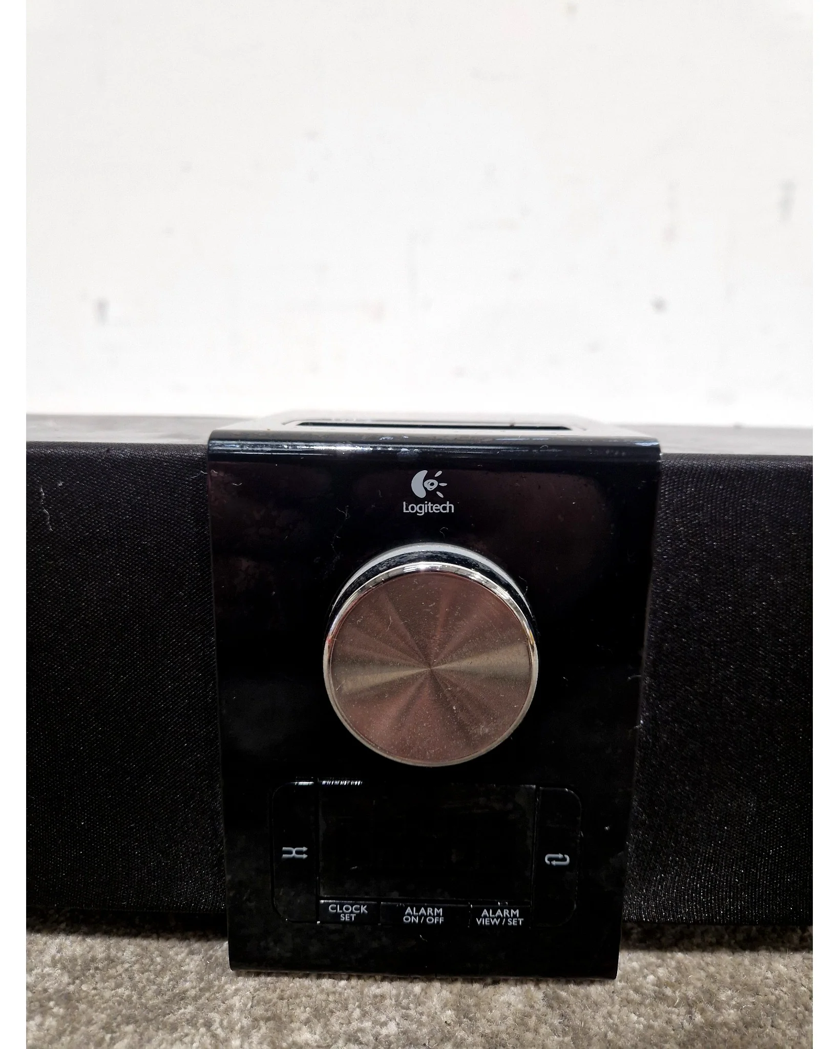 Logitech iPod Dock - Speaker System - Black - Good - Image 9