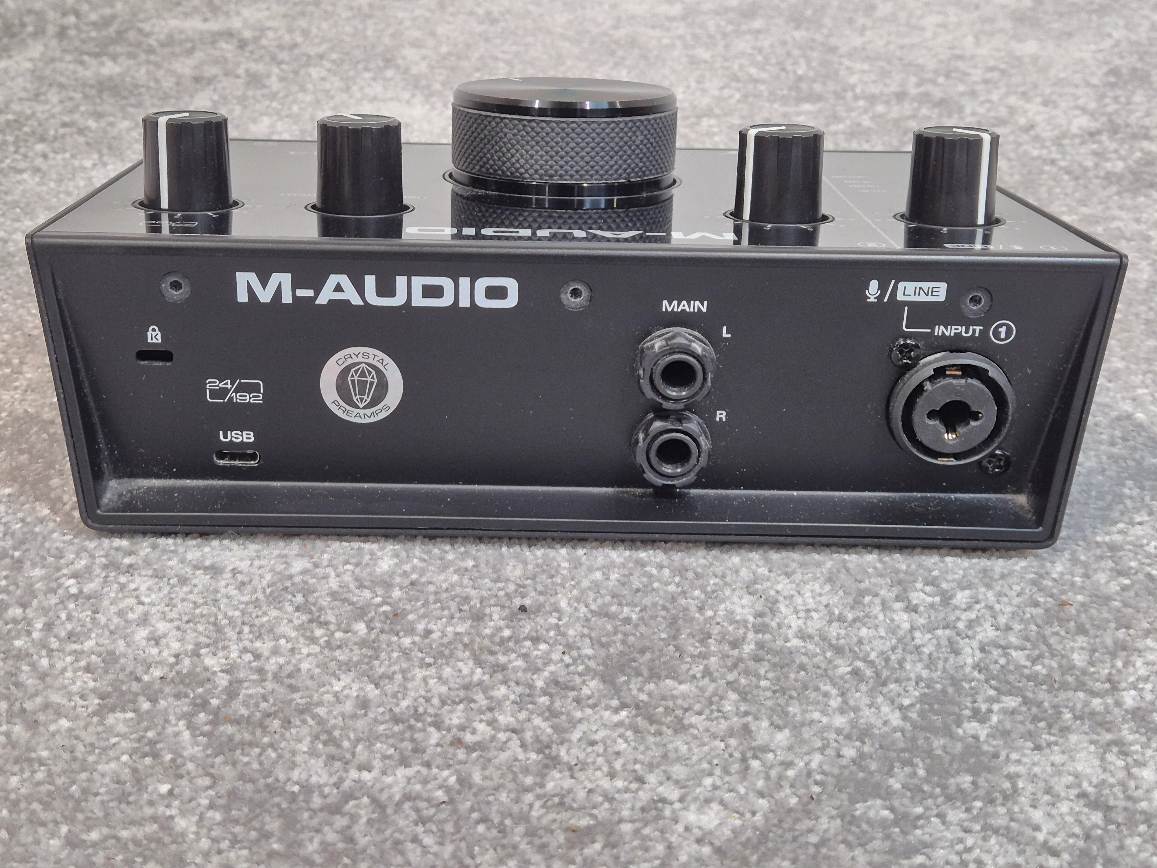 M-Audio AIR 192/4 - Audio Interface Designed for Recording, Podcasting and Streaming - Image 4