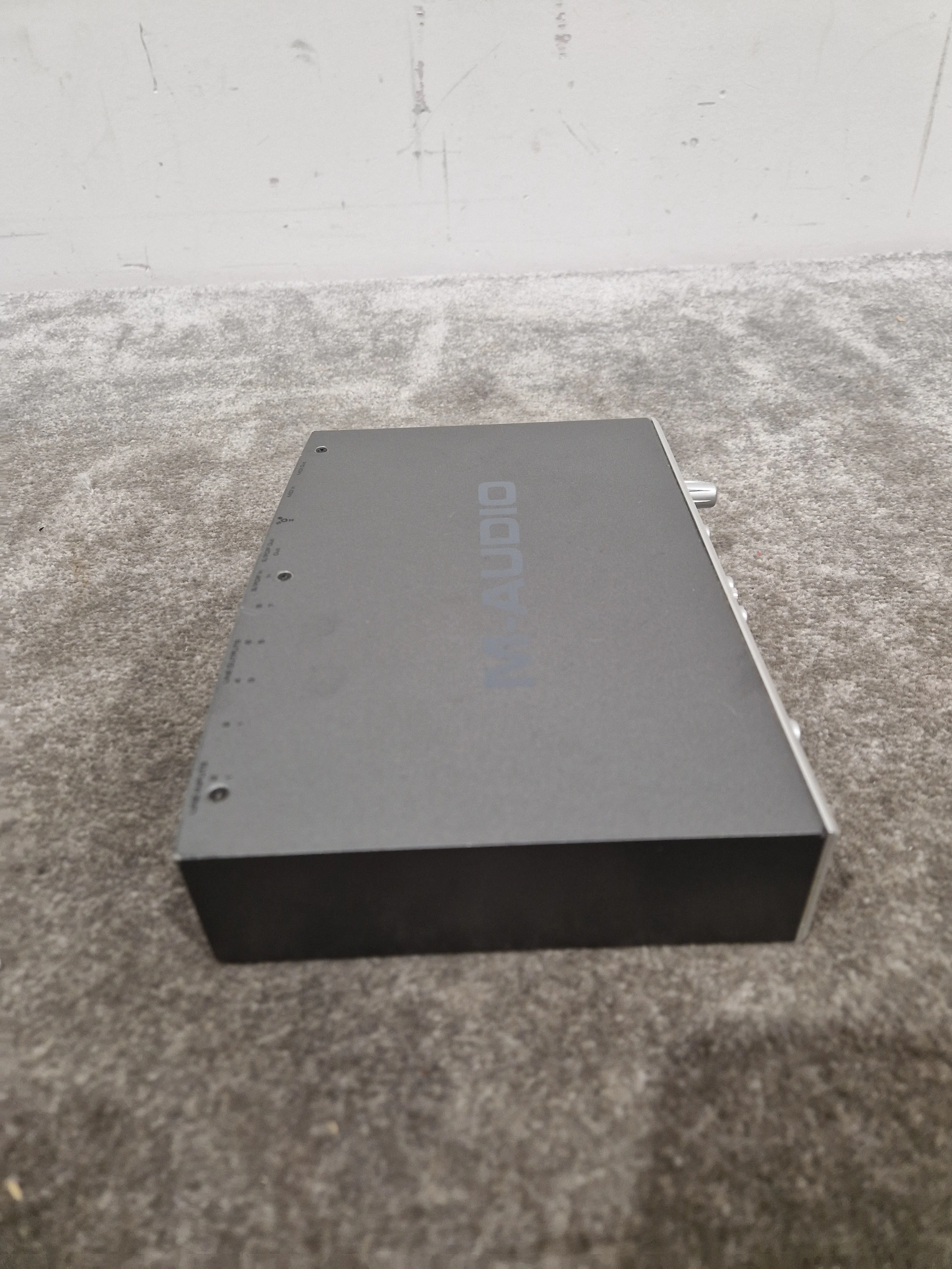 M-AUDIO Firewire 410 Recording Interface - 8-in/8-out - Good w/ Connector cable & 5 cd bundle - Image 4