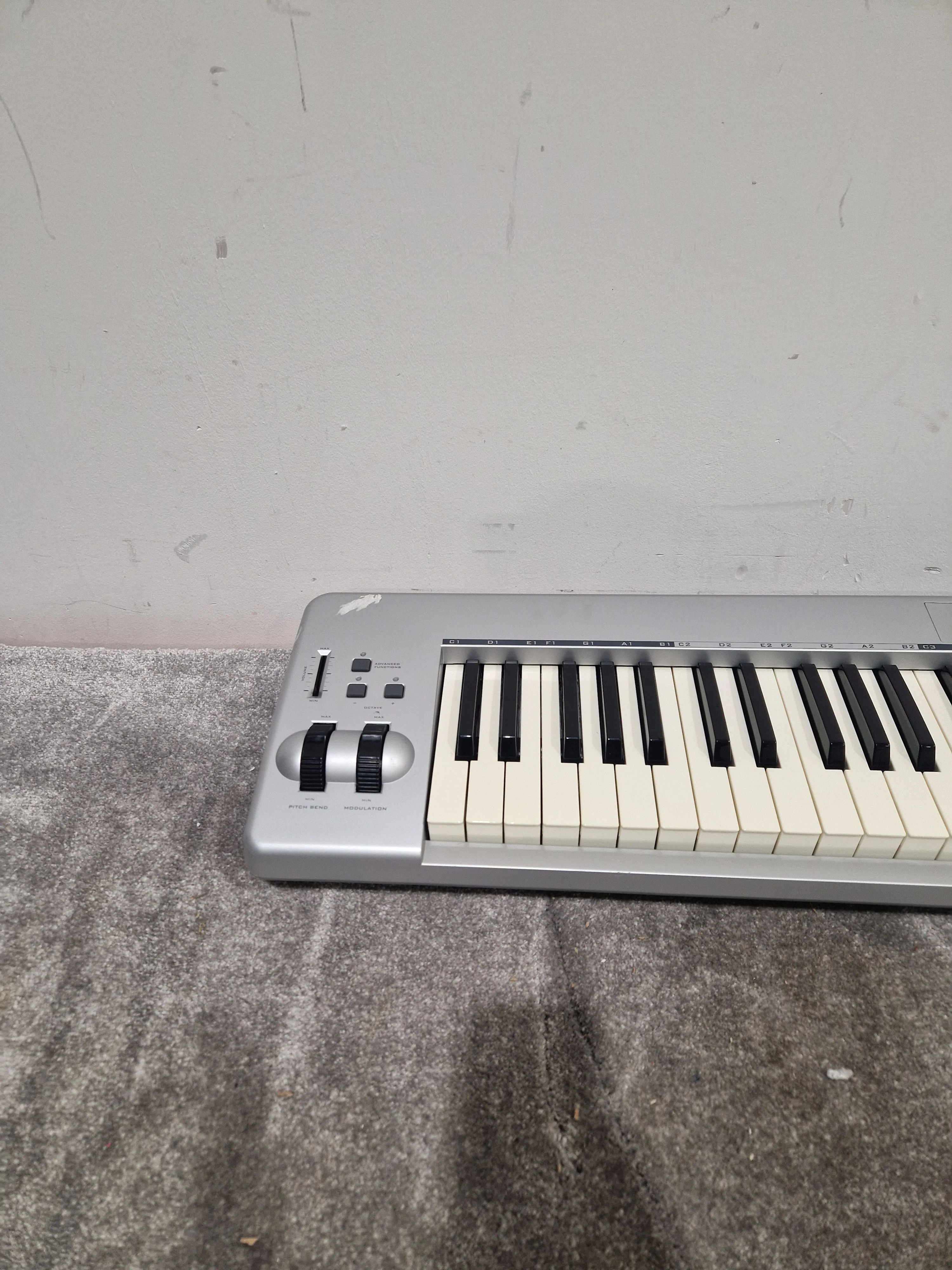 M-AUDIO Key-Station 61-ES - 61-Key MIDI Controller - Good - Image 8