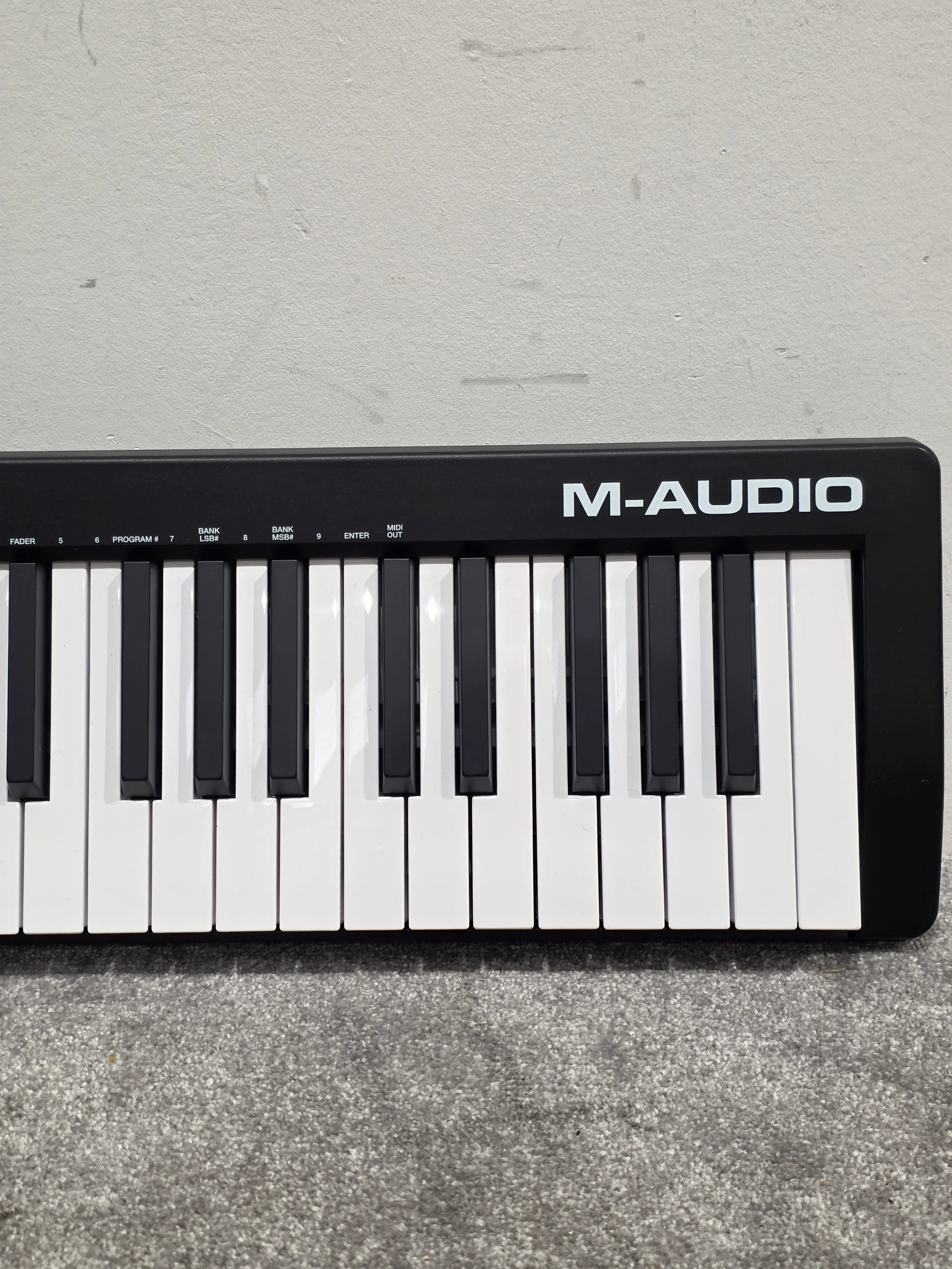 M-Audio Keystation 61 MK3 - MIDI Controller Keyboard - Black - Midi Controller - Excellent - Image 5