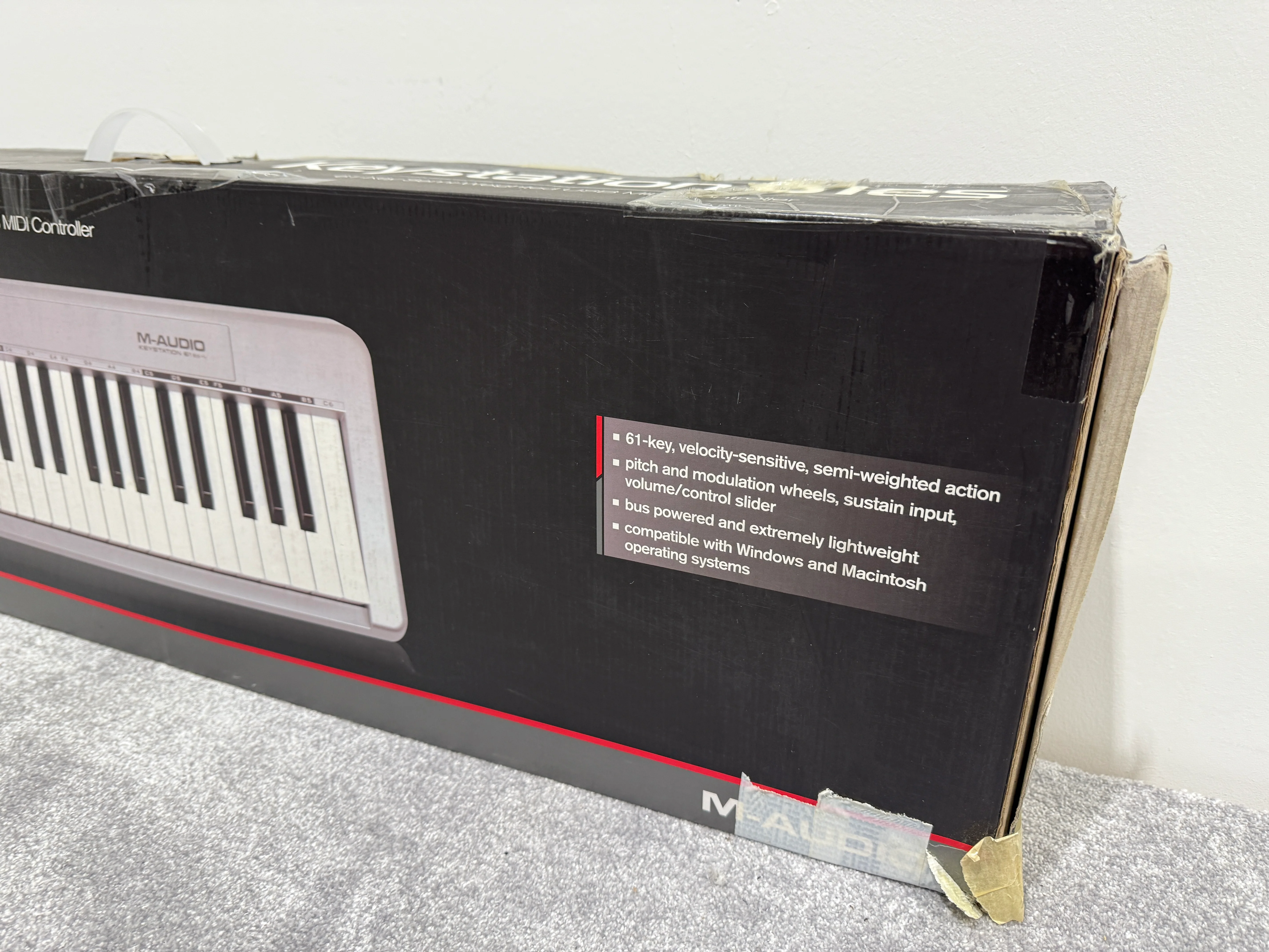 M-Audio Keystation 61es Semi Weighted USB Midi Controller / Keyboard - Image 9