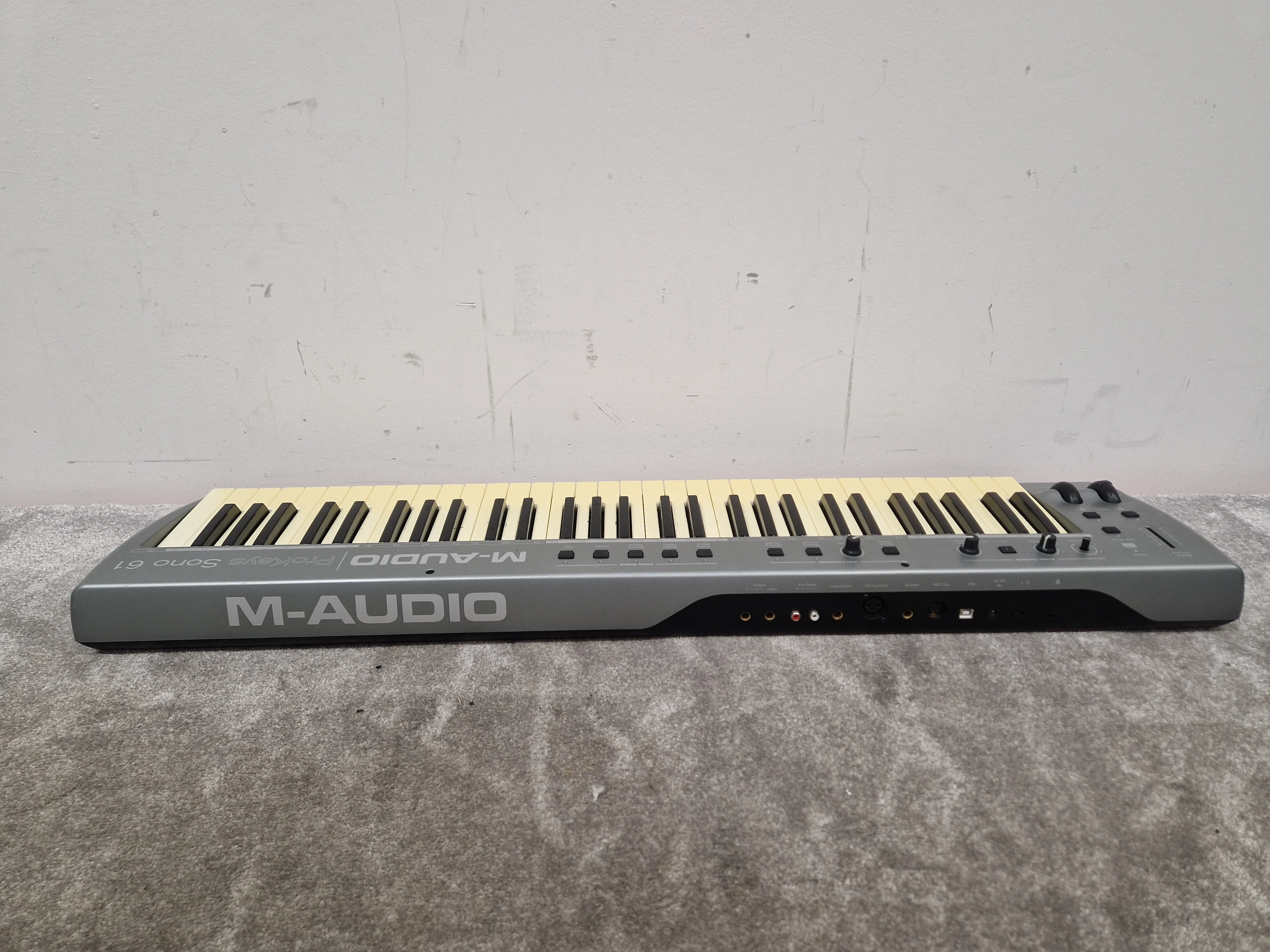 M-AUDIO Prokeys Sono 61 Keyboard - 61-Key Controller - Spares or Repair - Image 2