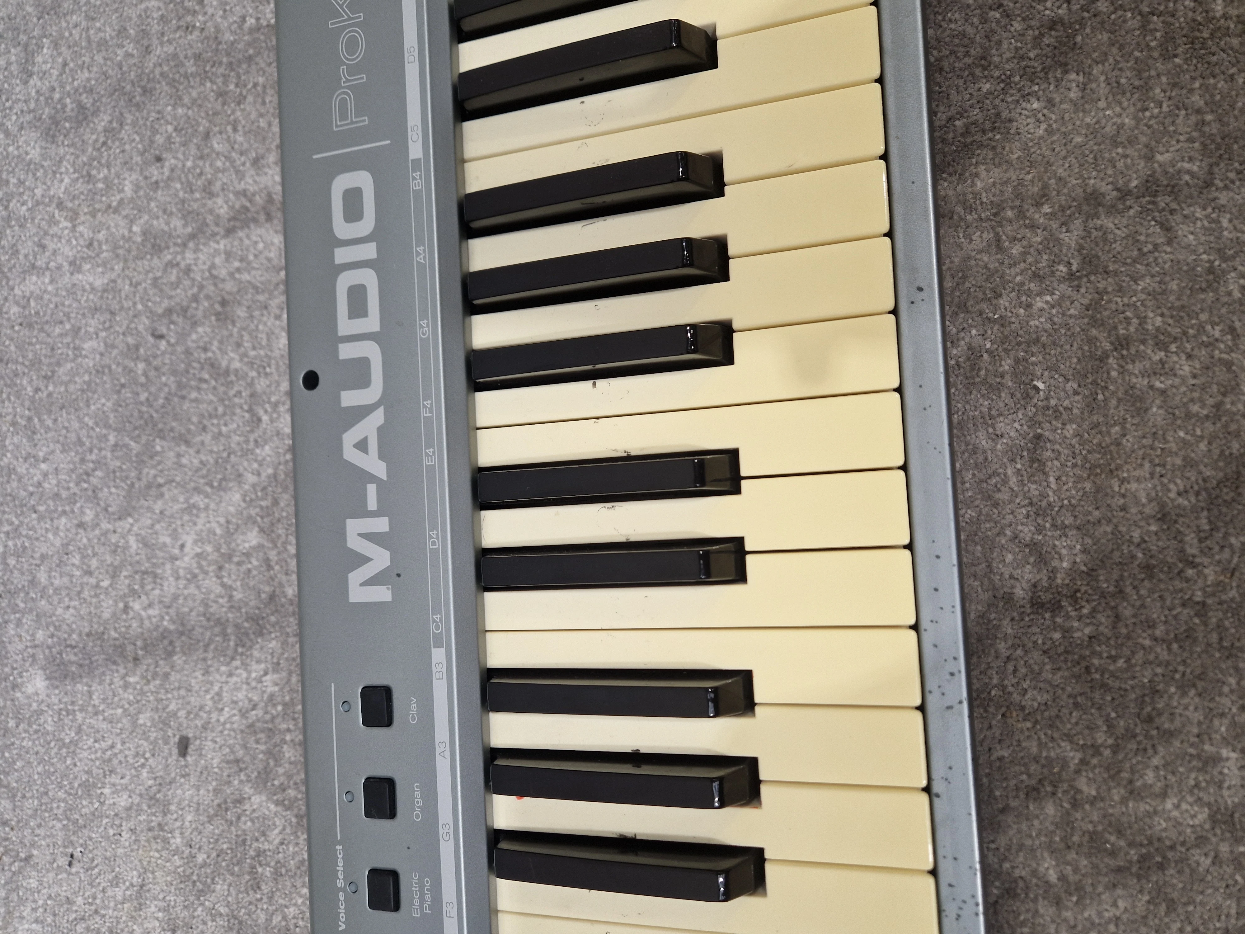 M-AUDIO Prokeys Sono 61 Keyboard - 61-Key Controller - Spares or Repair - Image 4