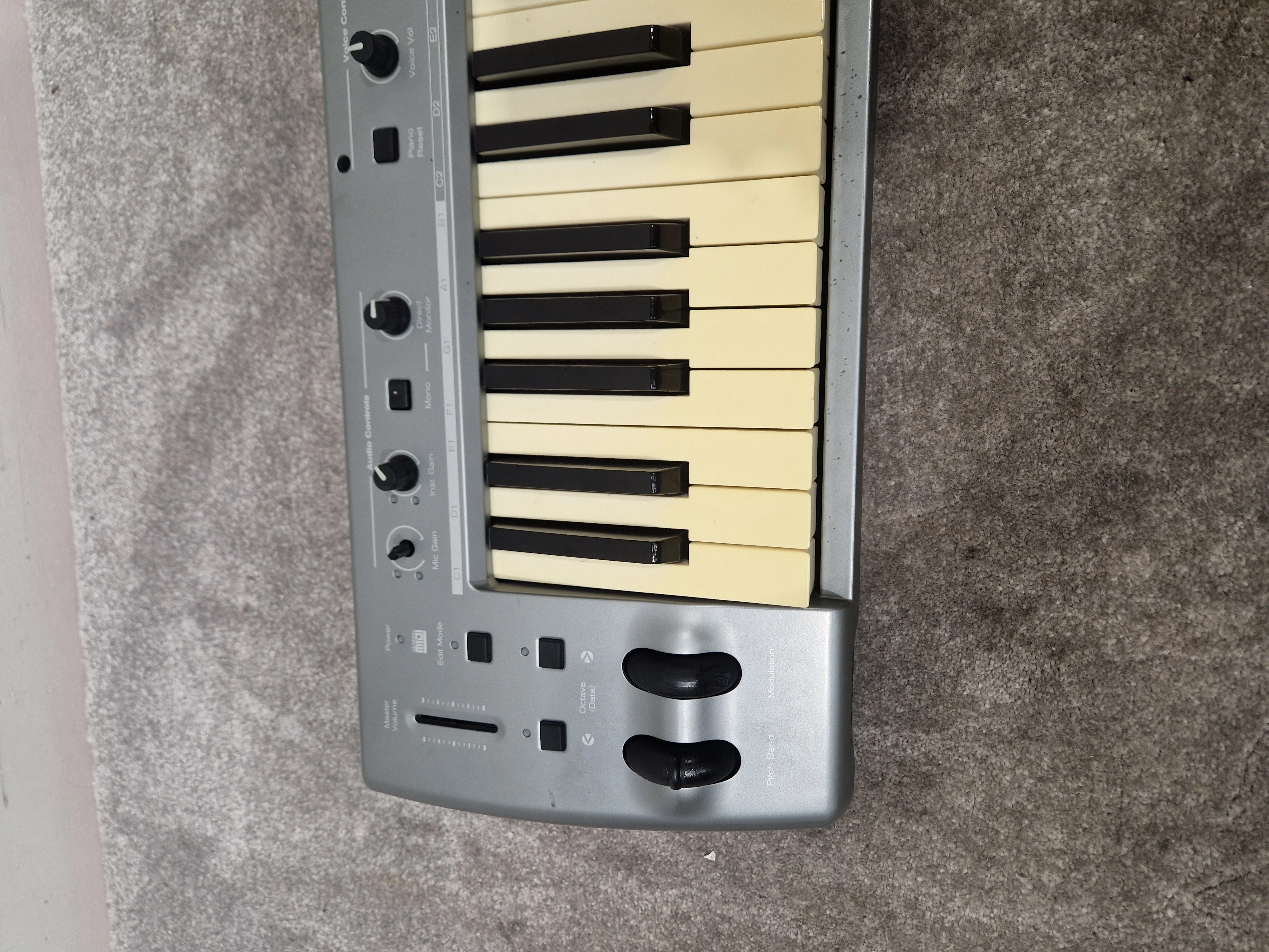 M-AUDIO Prokeys Sono 61 Keyboard - 61-Key Controller - Spares or Repair - Image 7