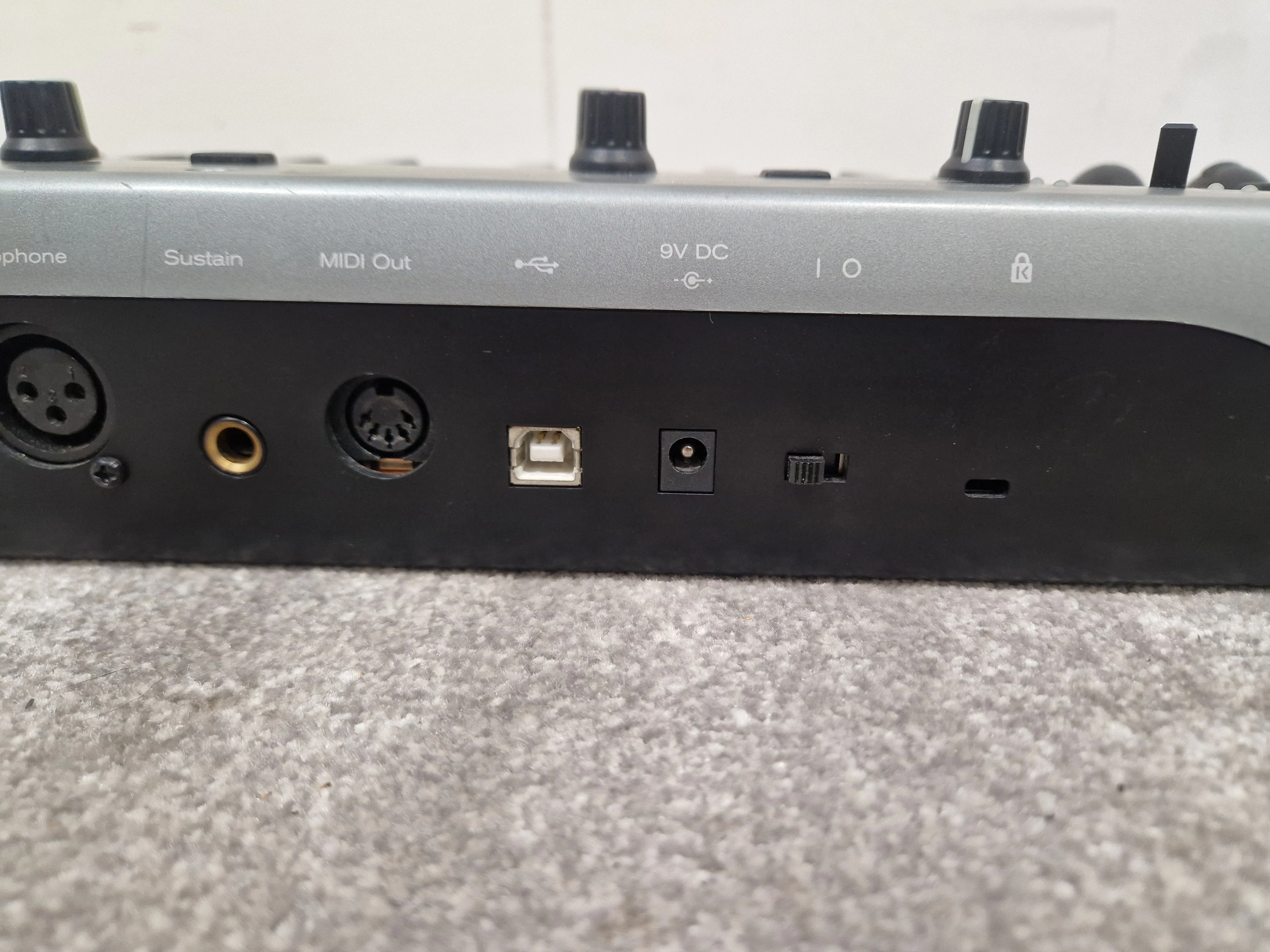 M-AUDIO Prokeys Sono 61 Keyboard - 61-Key Controller - Spares or Repair - Image 8