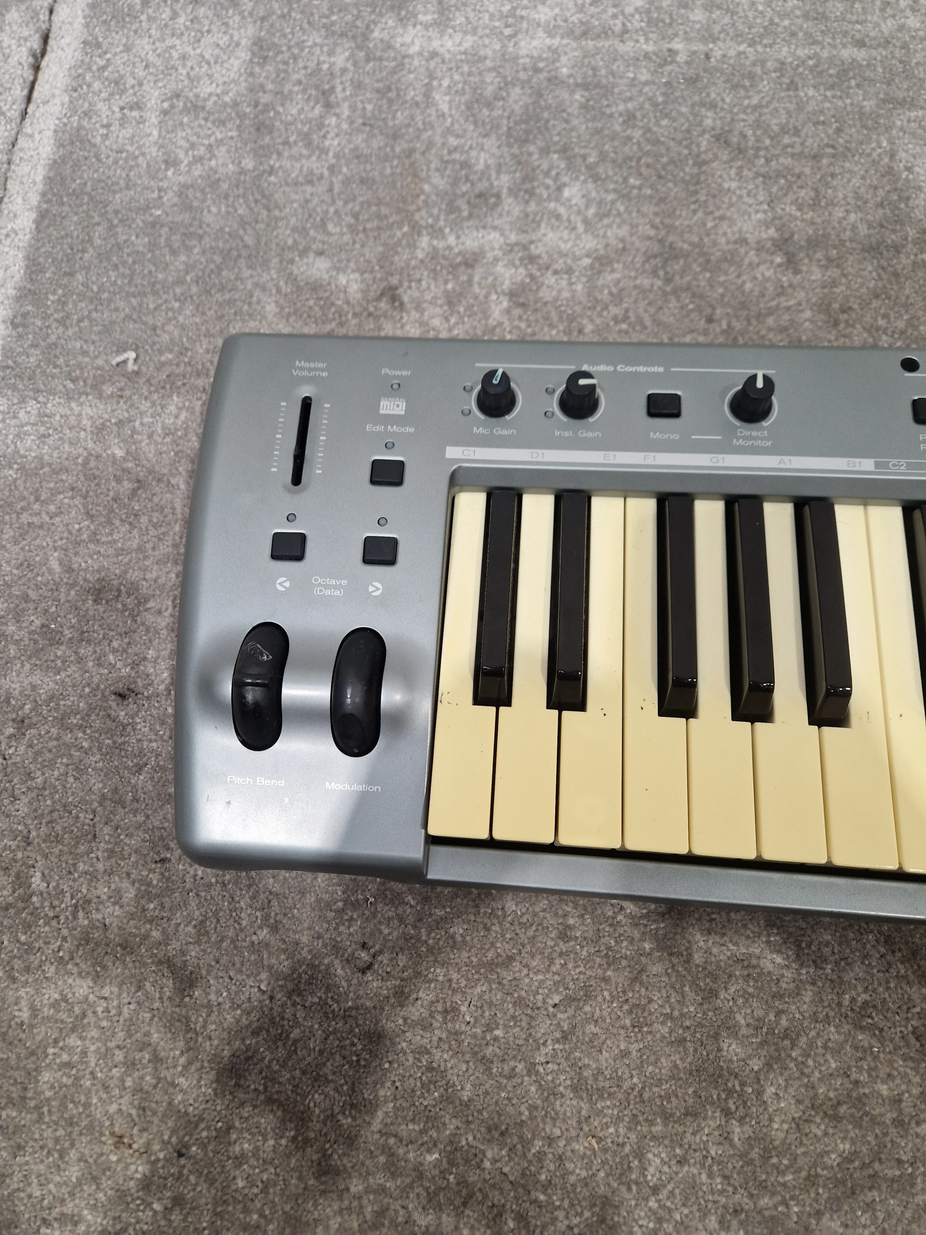 M-Audio ProKeys Sono 61 Keyboard – 61 Keys, USB/MIDI – Good - Image 4