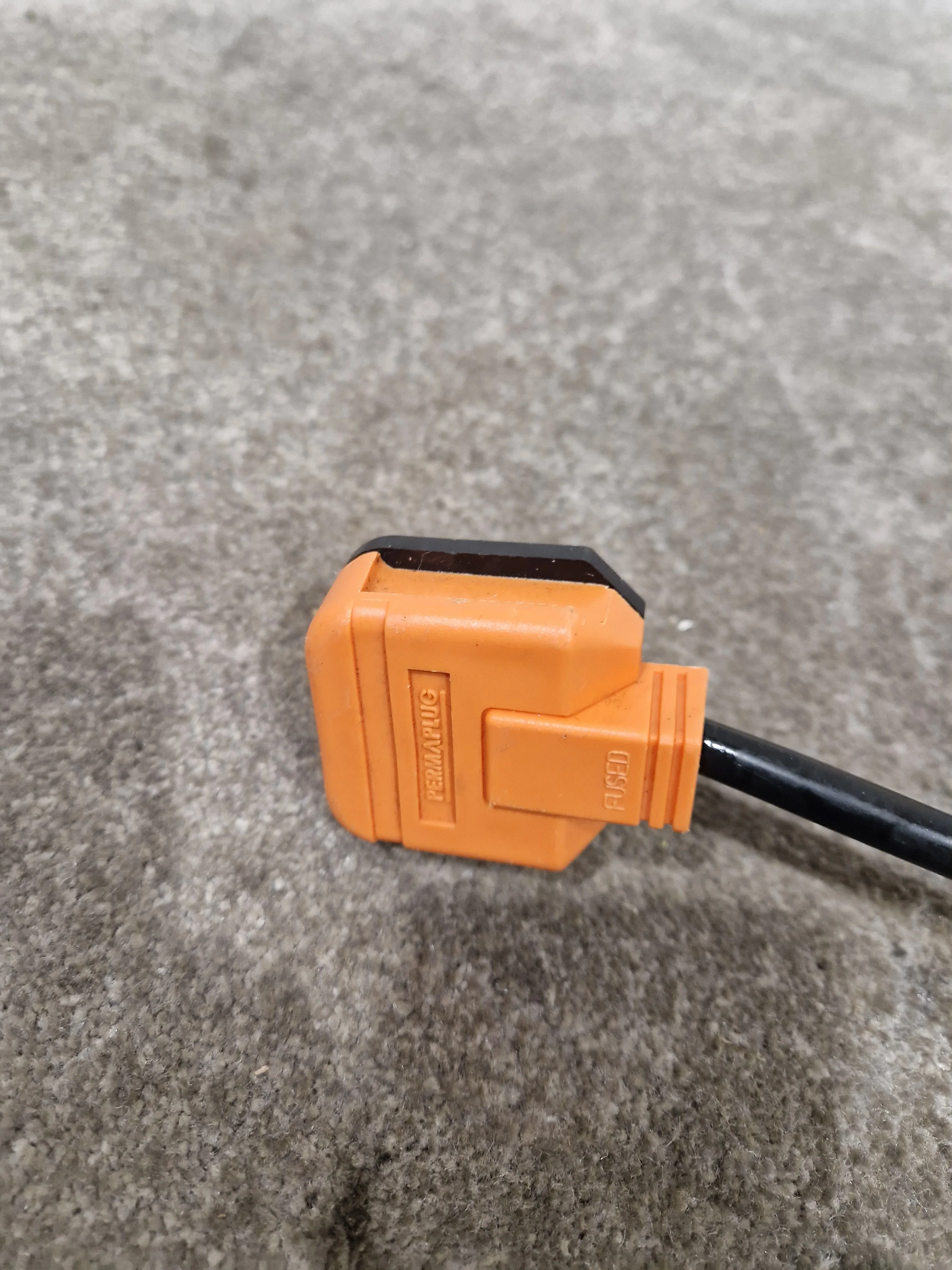 M12 Connector TO UK Plug - Industrial Grade Adapter - Good - Image 3