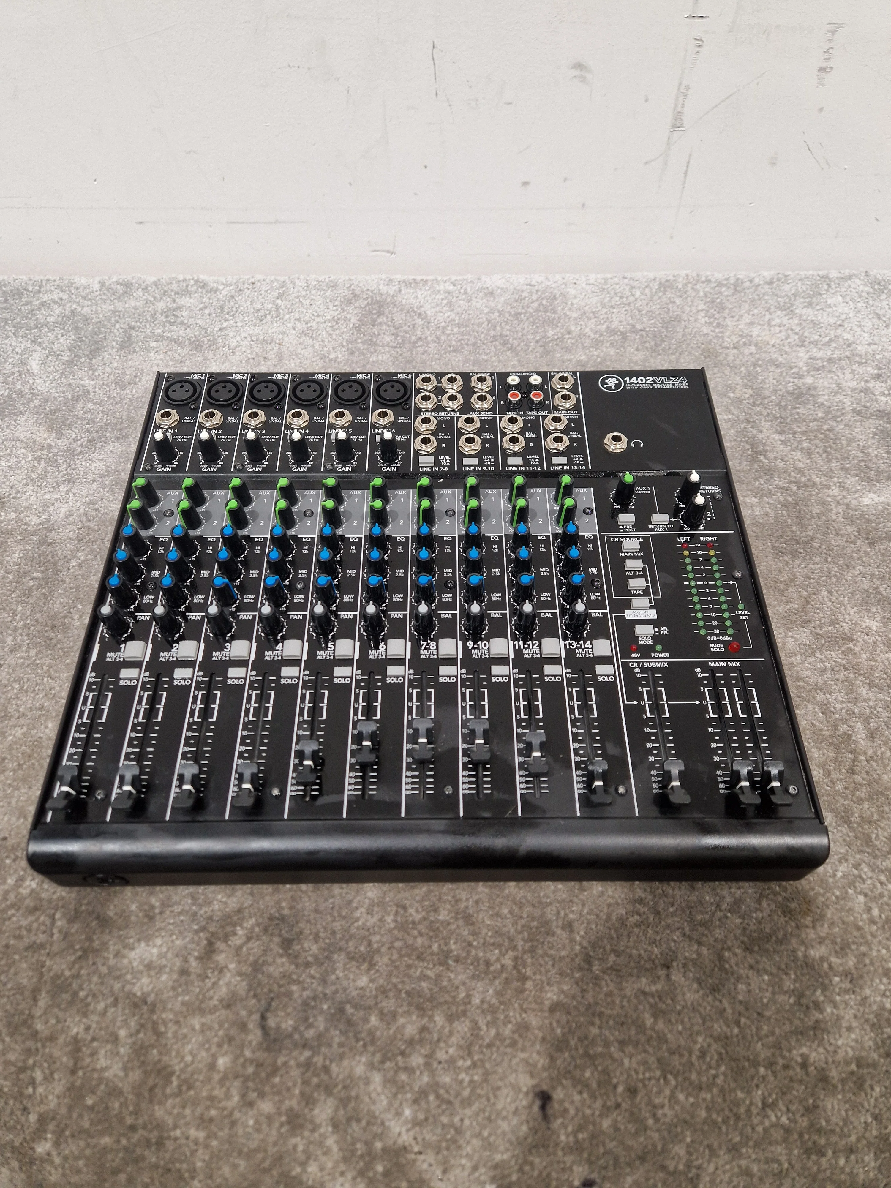 Mackie 1402 VLZ4 - 14-Channel Mixer - Excellent w/ Power Supply - Image 11