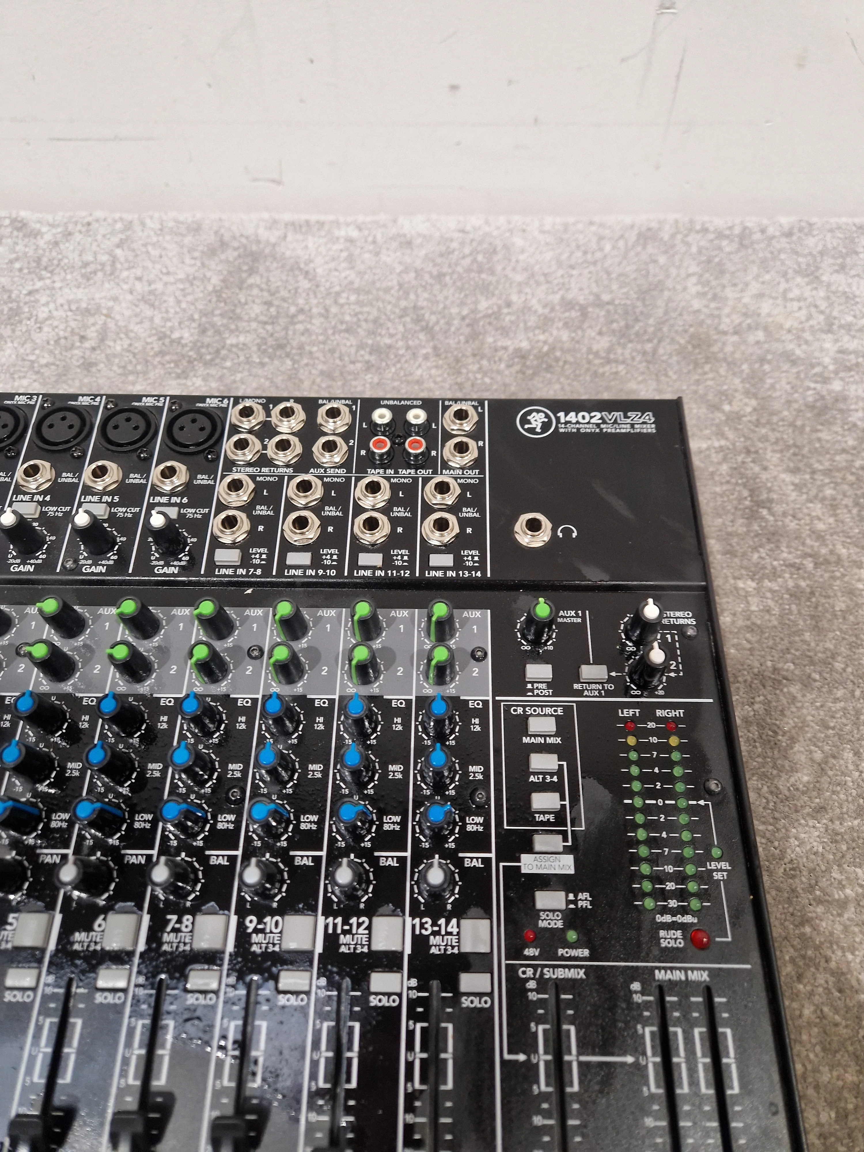 Mackie 1402 VLZ4 - 14-Channel Mixer - Excellent w/ Power Supply - Image 14