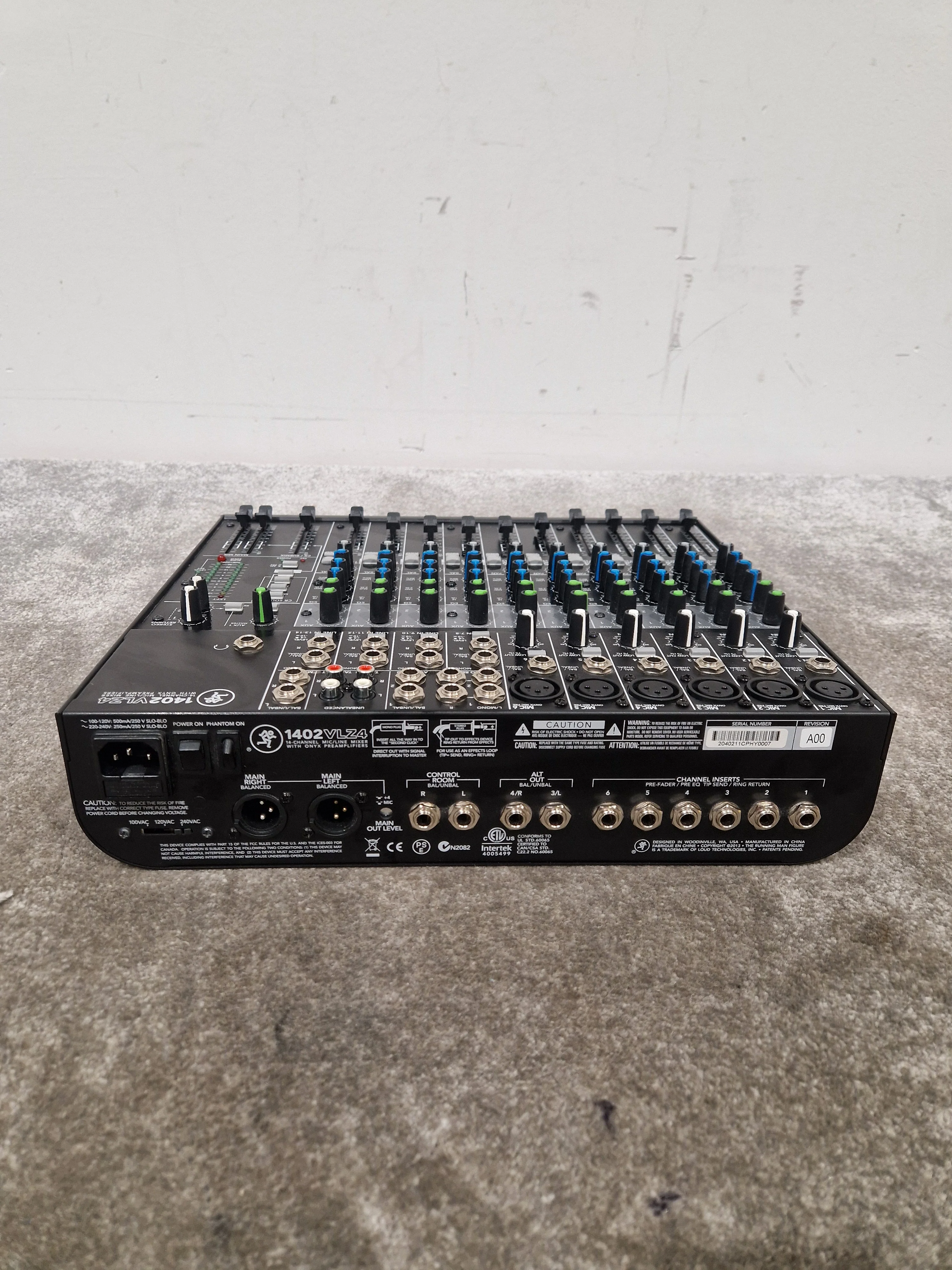 Mackie 1402 VLZ4 - 14-Channel Mixer - Excellent w/ Power Supply - Image 6
