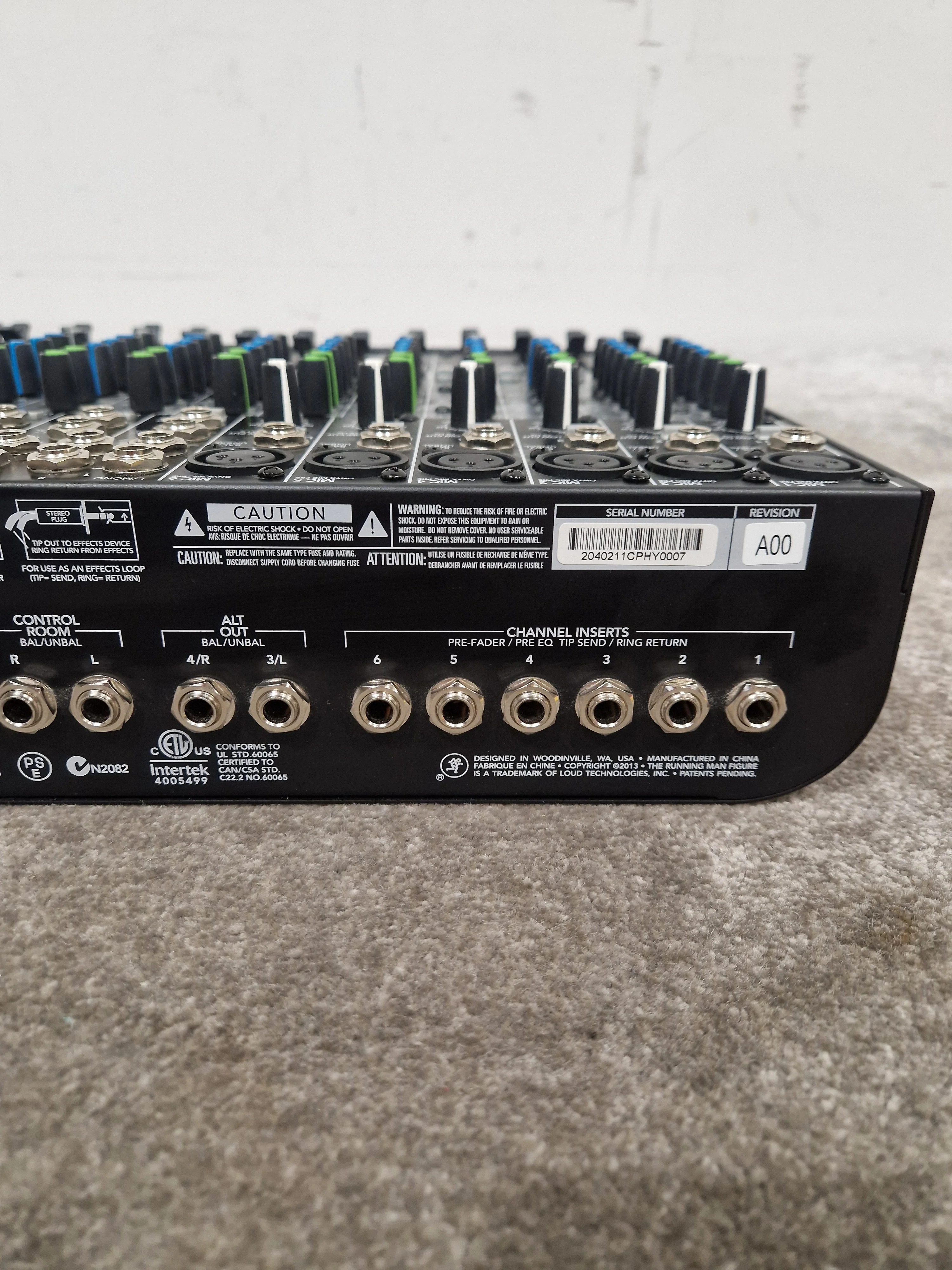Mackie 1402 VLZ4 - 14-Channel Mixer - Excellent w/ Power Supply - Image 7