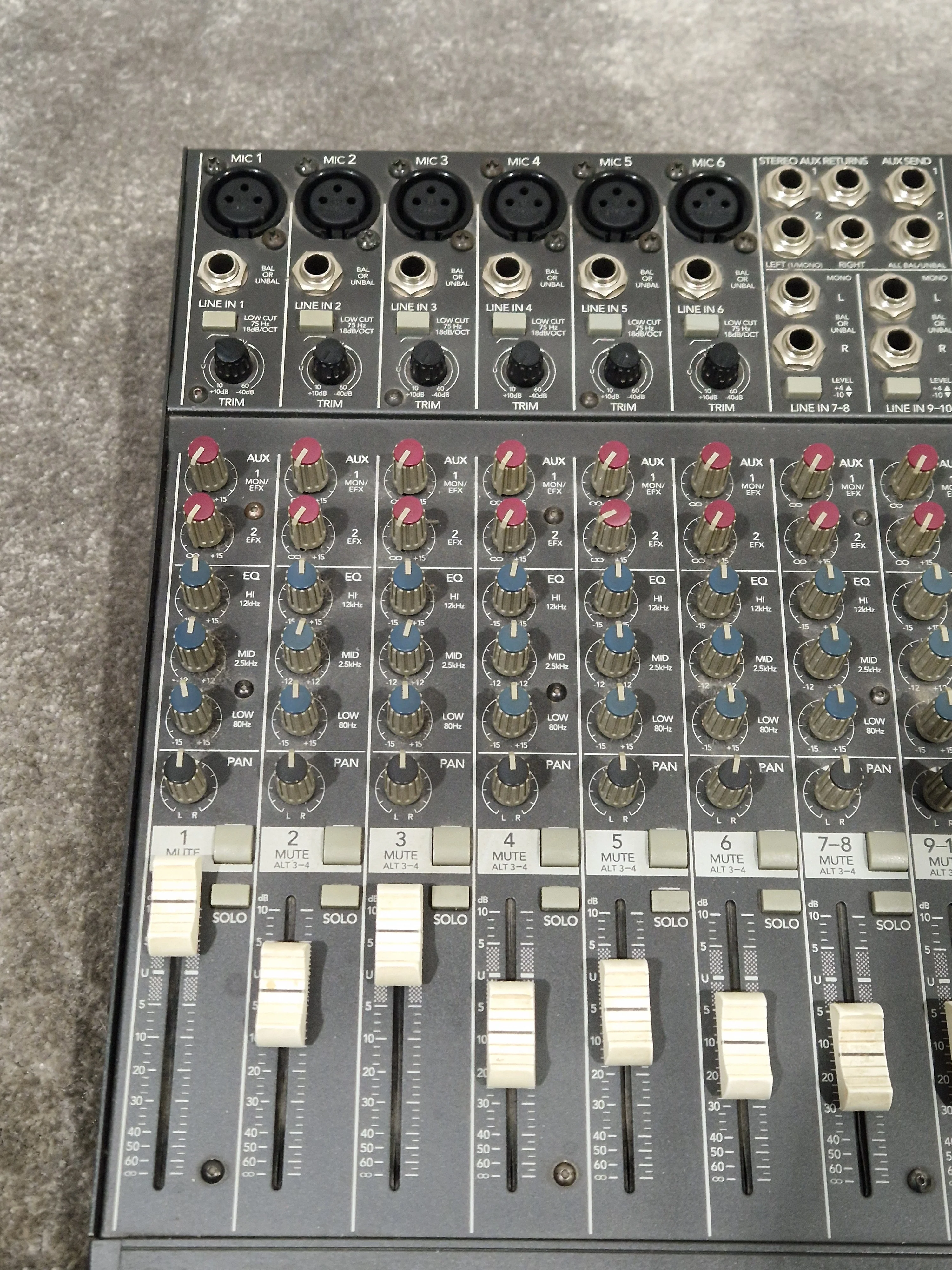 Mackie 1402VLZ Mixer - Compact 14-Channel - Good w/ Power Supply - Image 12