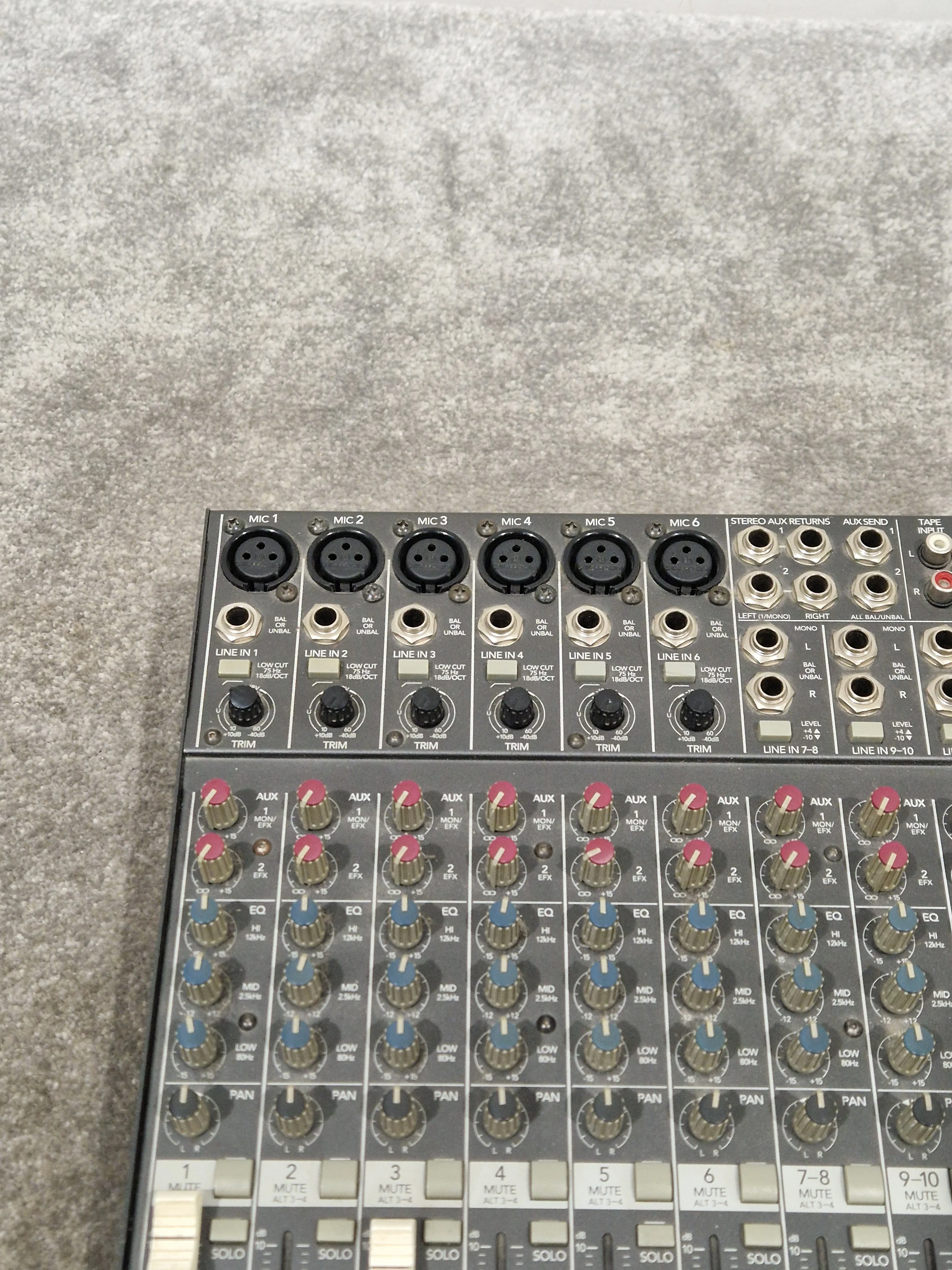 Mackie 1402VLZ Mixer - Compact 14-Channel - Good w/ Power Supply - Image 7