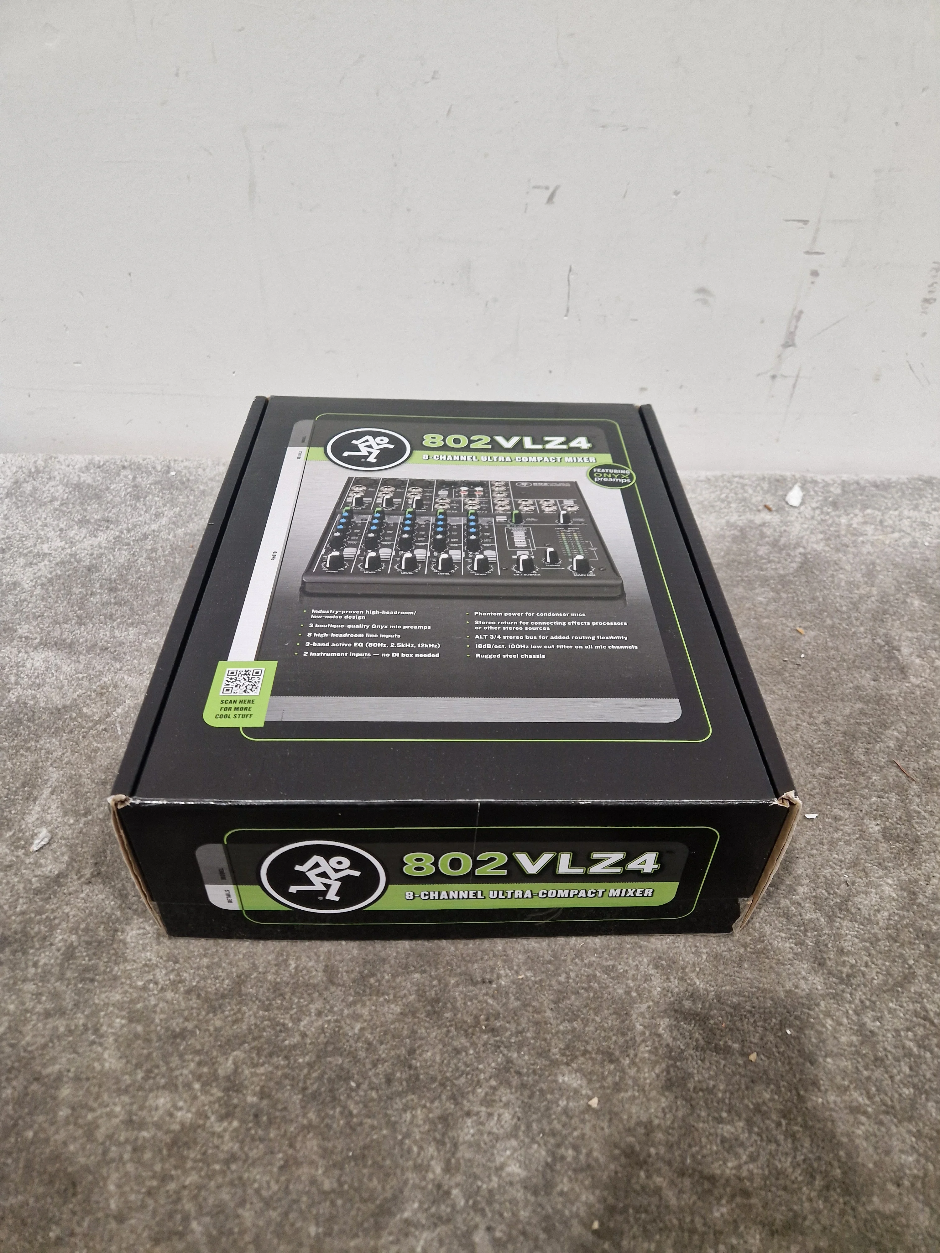 Mackie 802VLZ4 - 8-Channel Mic/Line Mixer with Onyx Preamps - Excellent w/ Original Box - Image 11