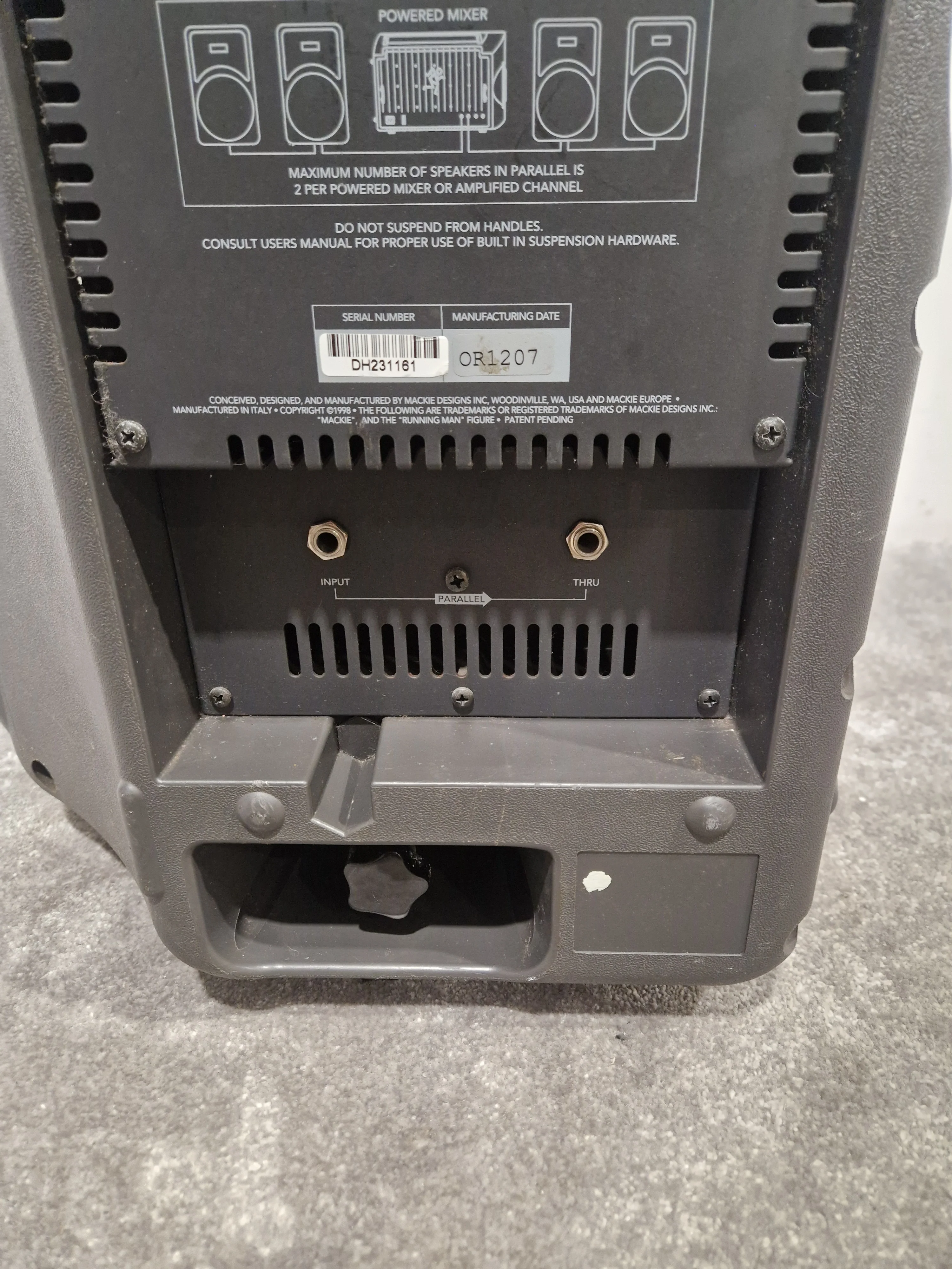 Mackie C300 PA Speaker - 400W Passive Loudspeaker - Very Good - Image 12