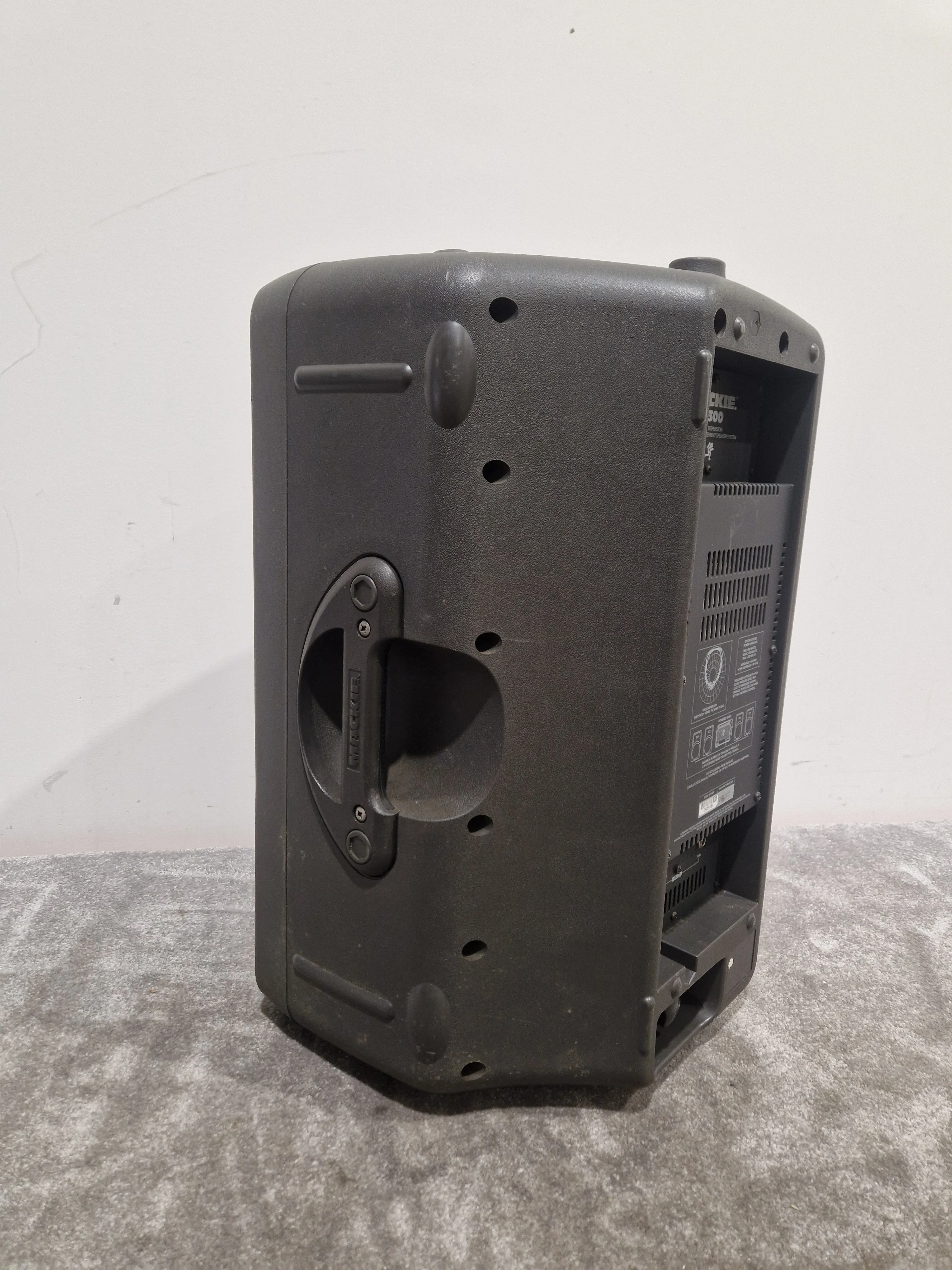 Mackie C300 PA Speaker - 400W Passive Loudspeaker - Very Good - Image 13