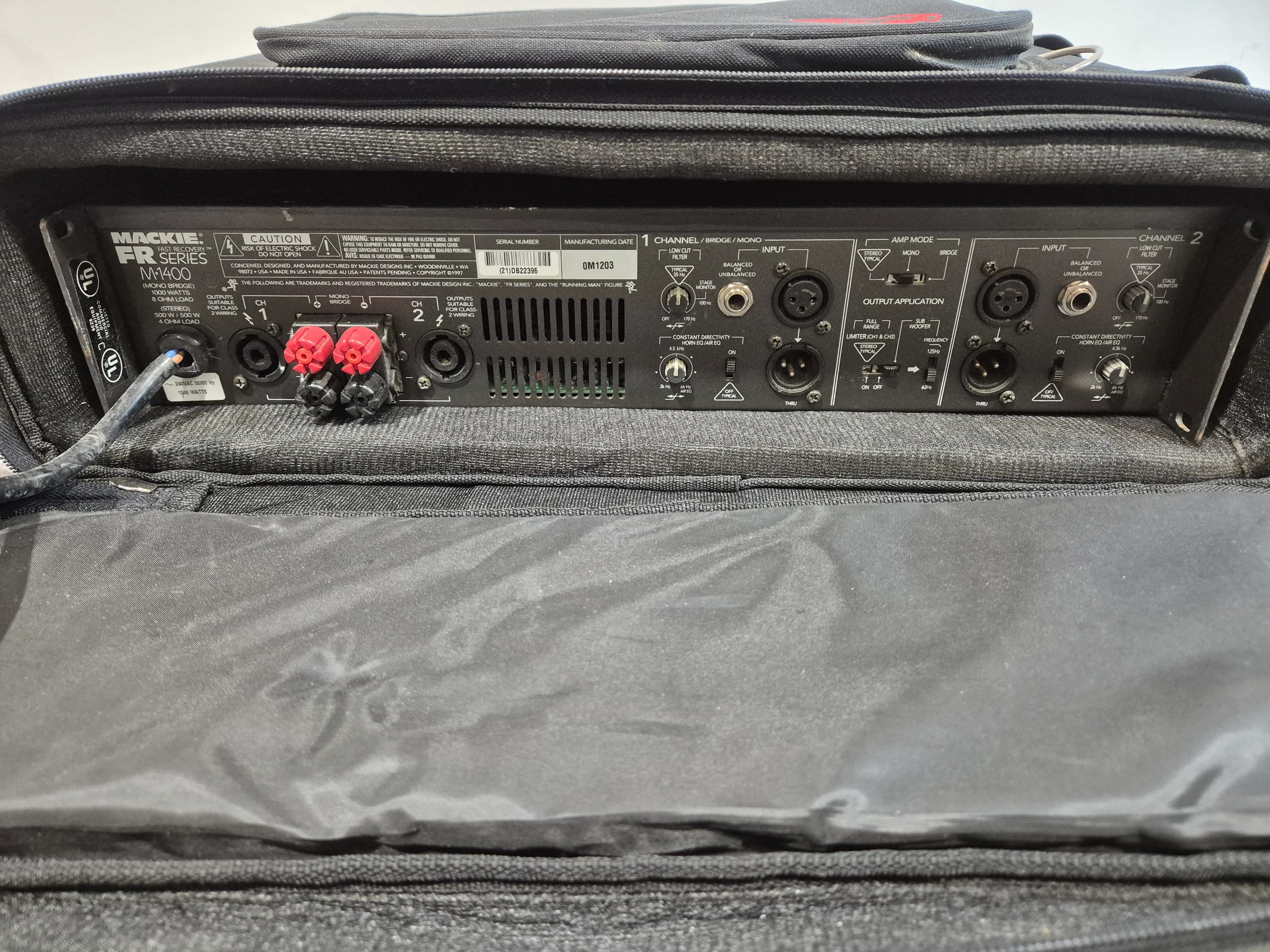 Mackie FR M1400 Amplifier - Dual-Channel - High-Power Output Amplifier - Image 4