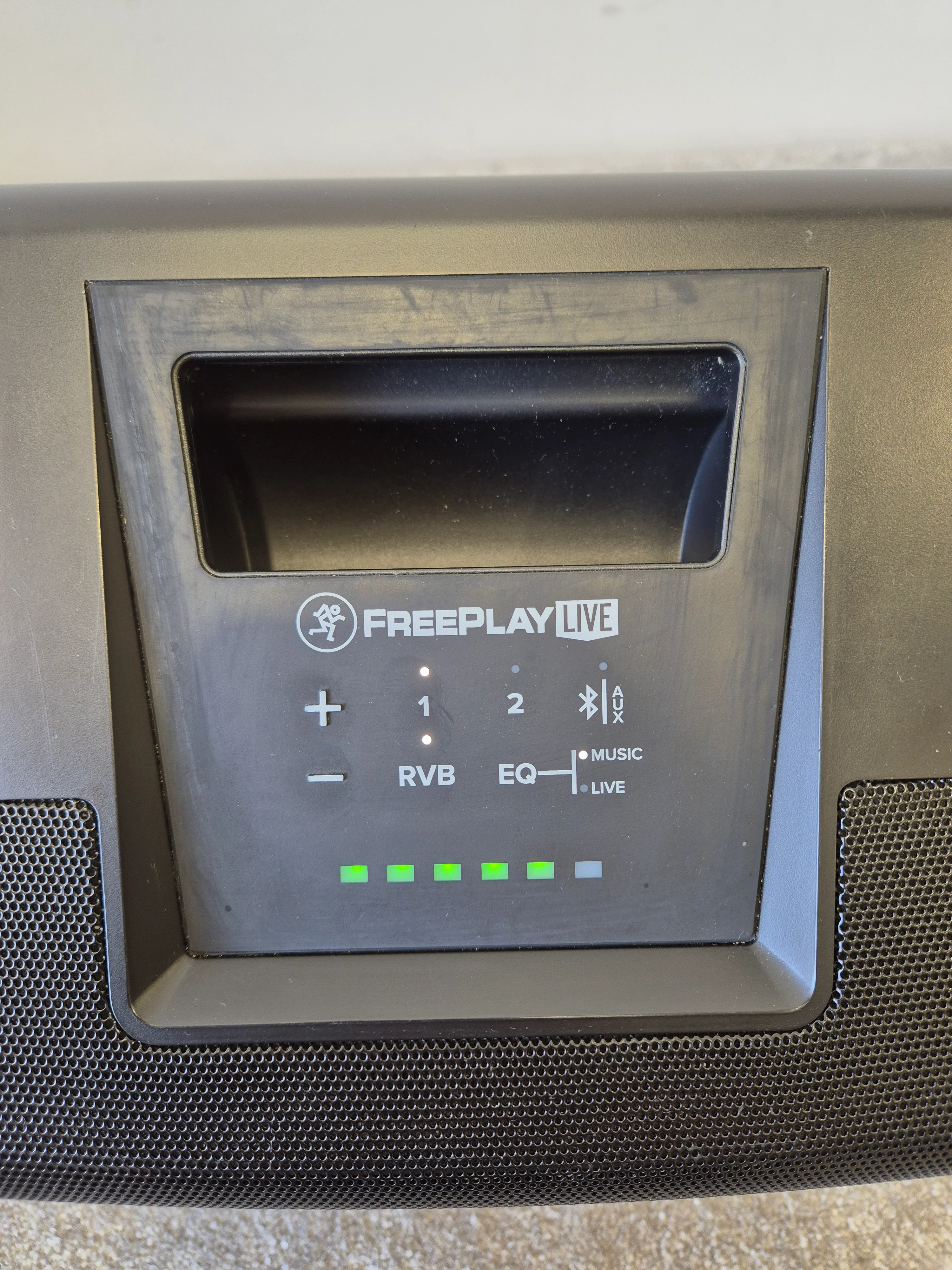 Mackie FreePlay Live - Portable Personal PA System - Excellent - Image 2