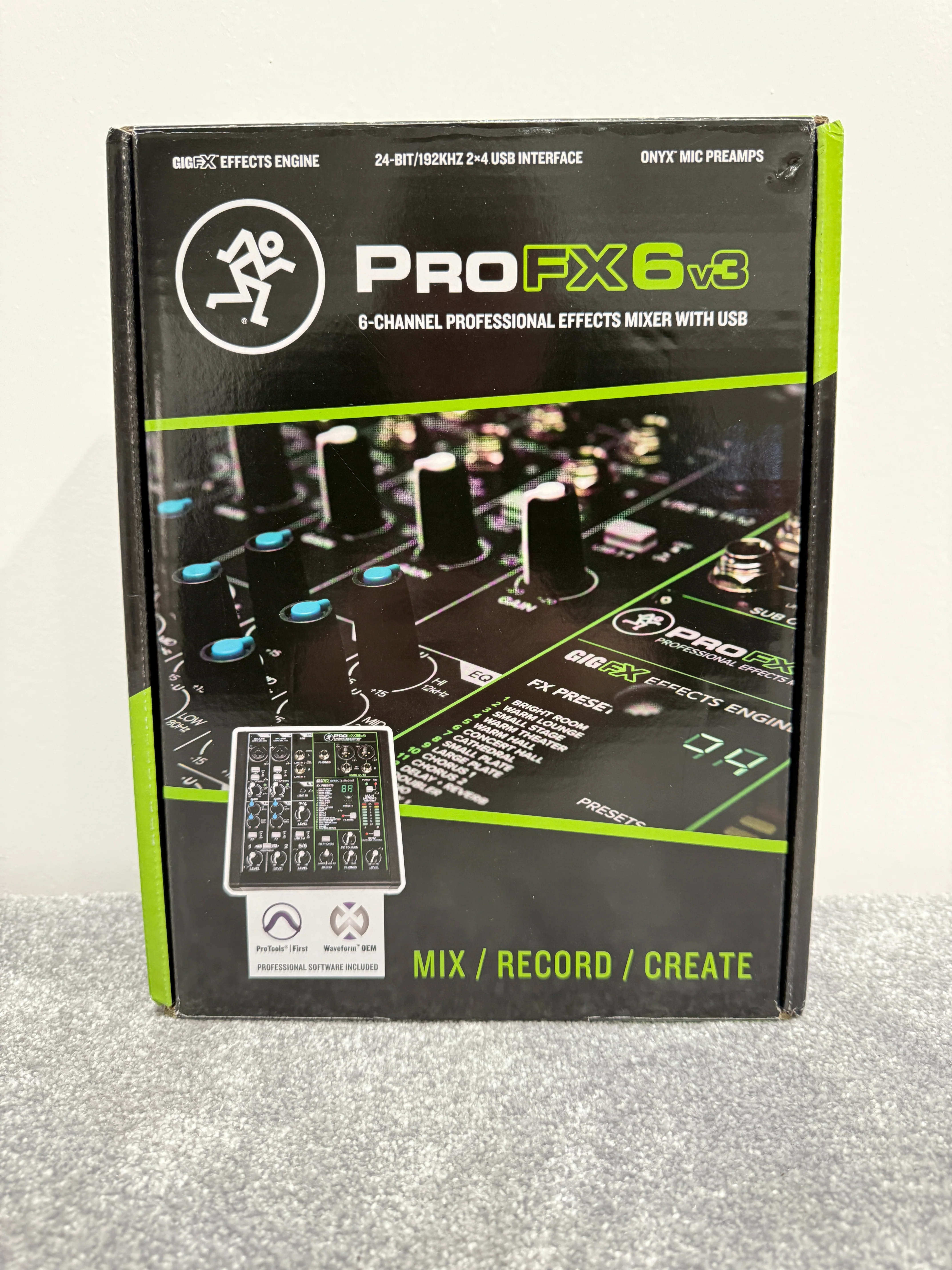 Mackie ProFX6v3 6-Channel Professional Effects Mixer with USB - Image 11
