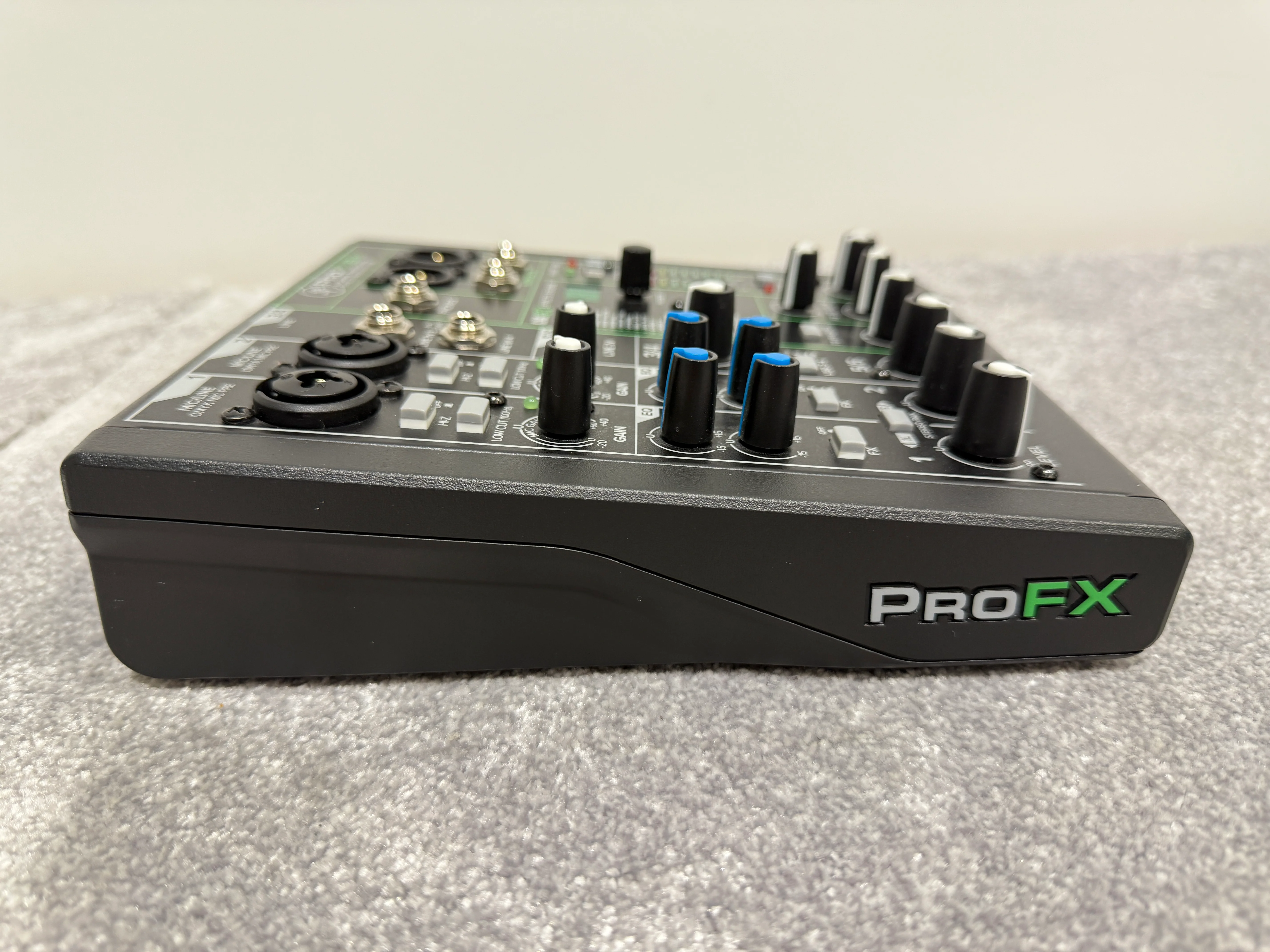 Mackie ProFX6v3 6-Channel Professional Effects Mixer with USB - Image 5