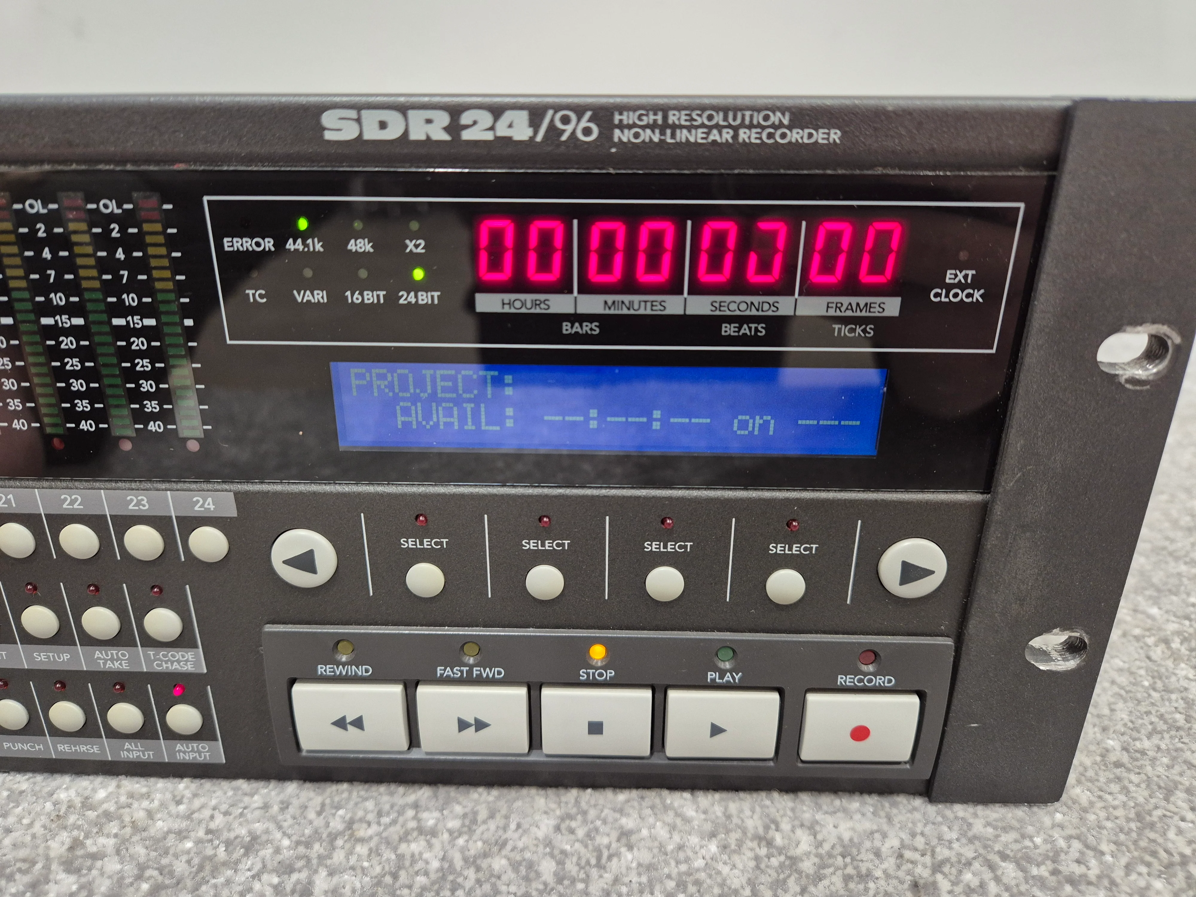 Mackie SDR24/96 - Hard Drive Recorder w/ Removable Media Case (Faulty Capacitor) - Image 2