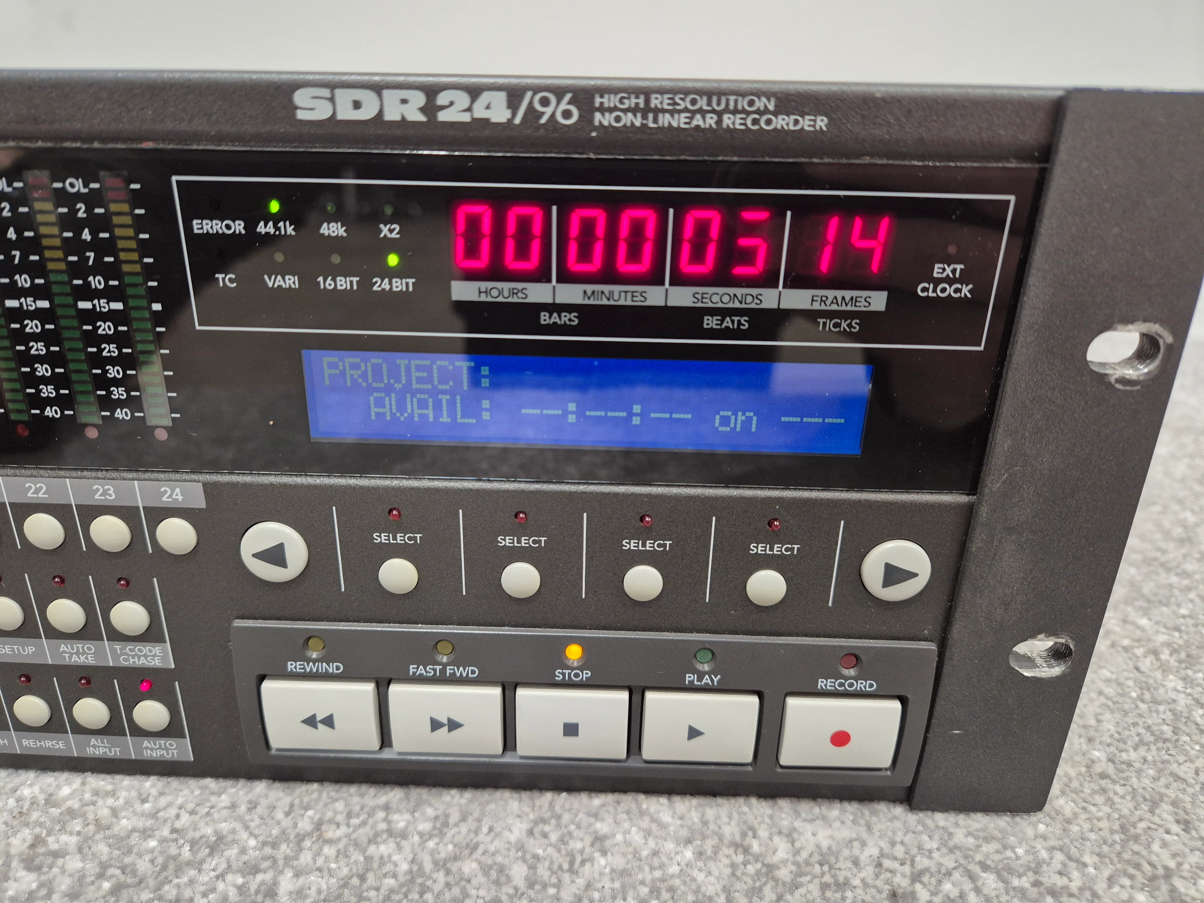 Mackie SDR24/96 - Hard Drive Recorder w/ Removable Media Case (Faulty Capacitor) - Image 4