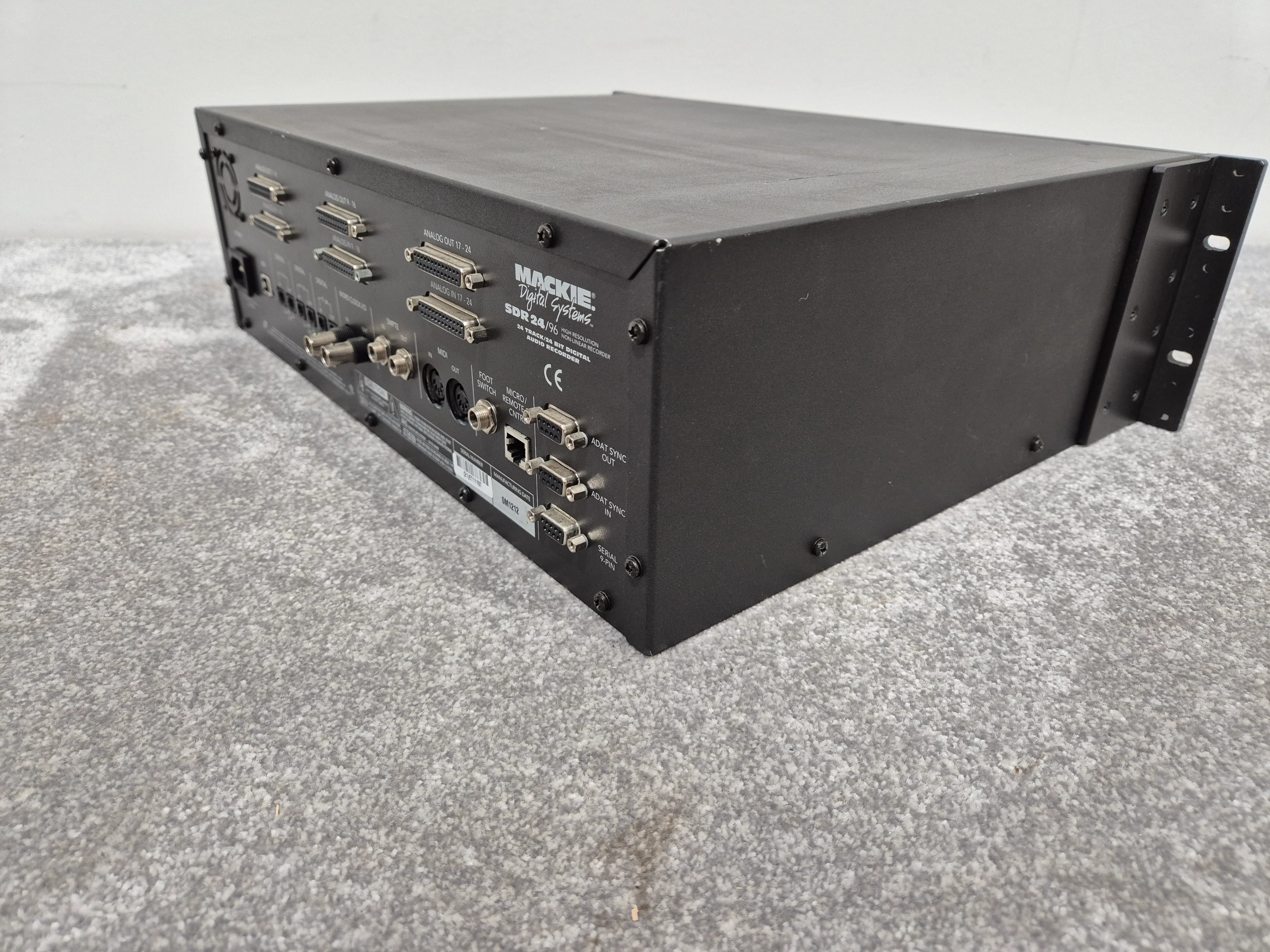 Mackie SDR24/96 - Hard Drive Recorder w/ Removable Hard Drive - Image 5