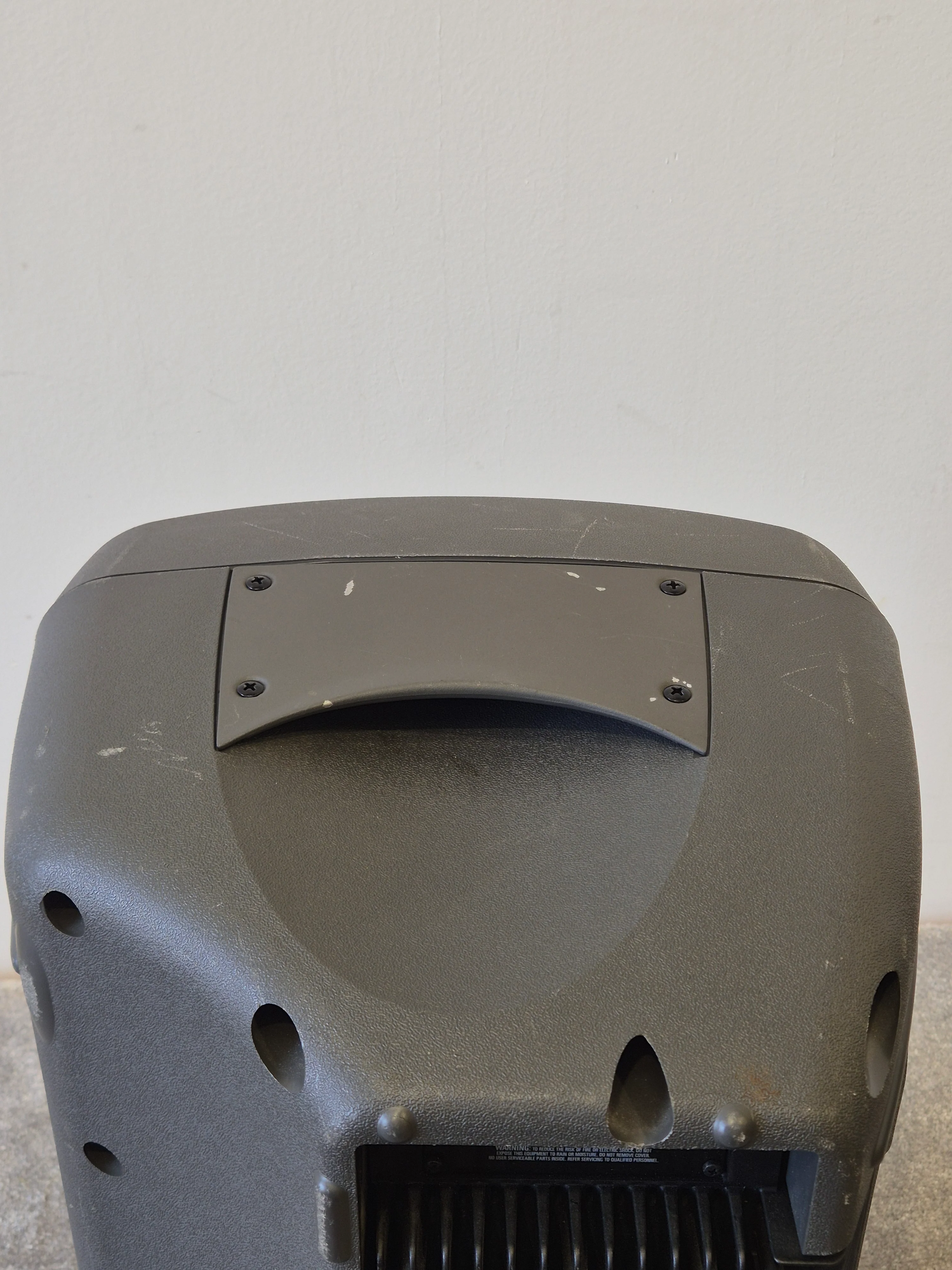 Mackie SRM350 - Active PA Speaker w/ Mackie Soft Bag - Very Good - Image 6