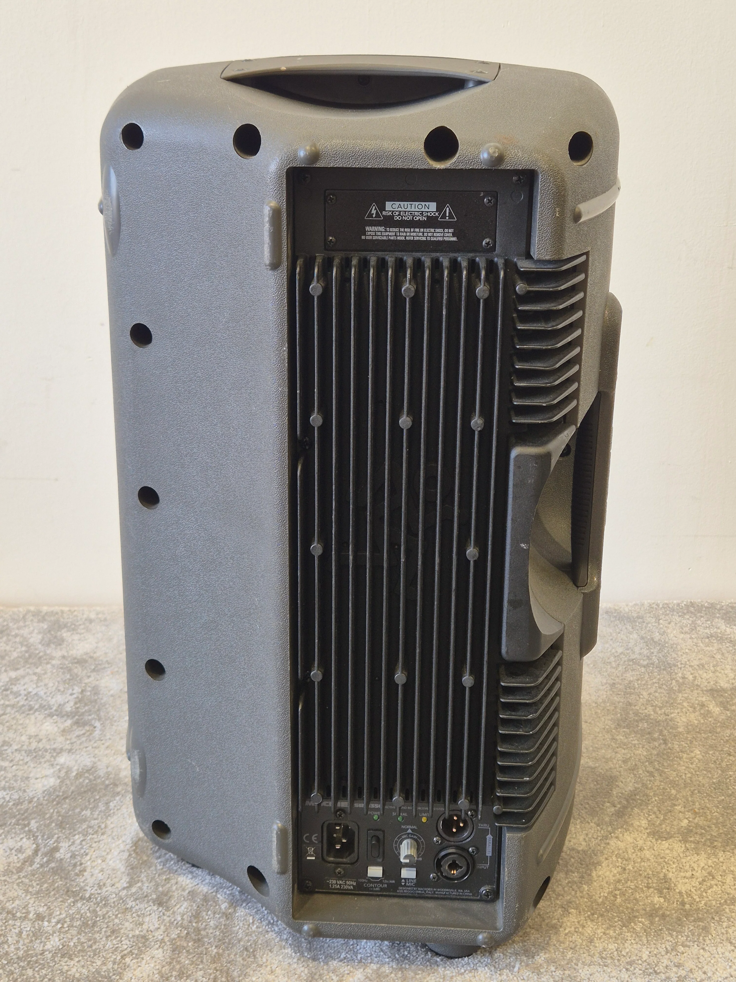 Mackie SRM350 - Active PA Speaker w/ Mackie Soft Bag - Very Good - Image 7