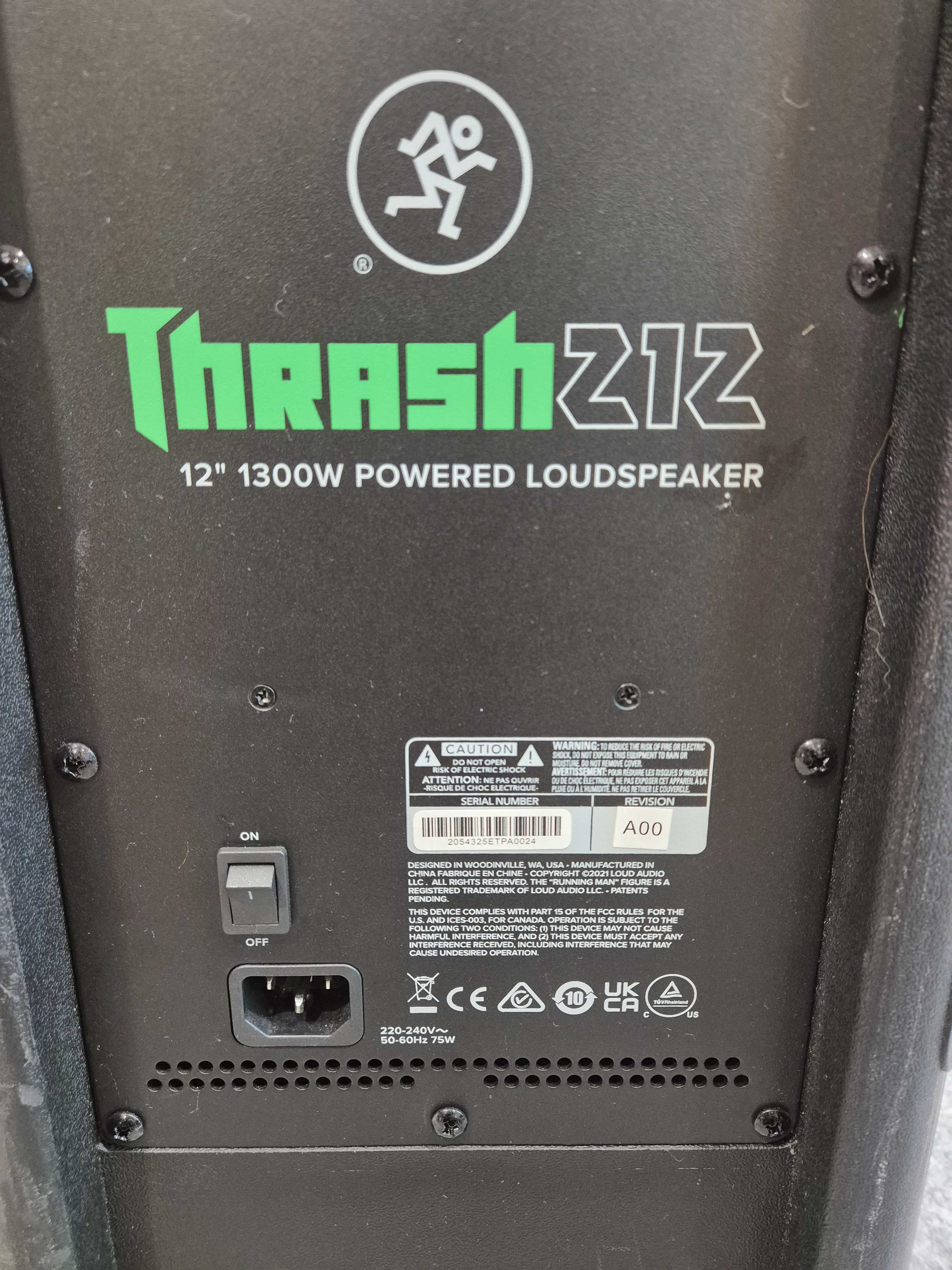 Mackie Thrash 212 - 1300 watts Active PA Speaker - Image 4
