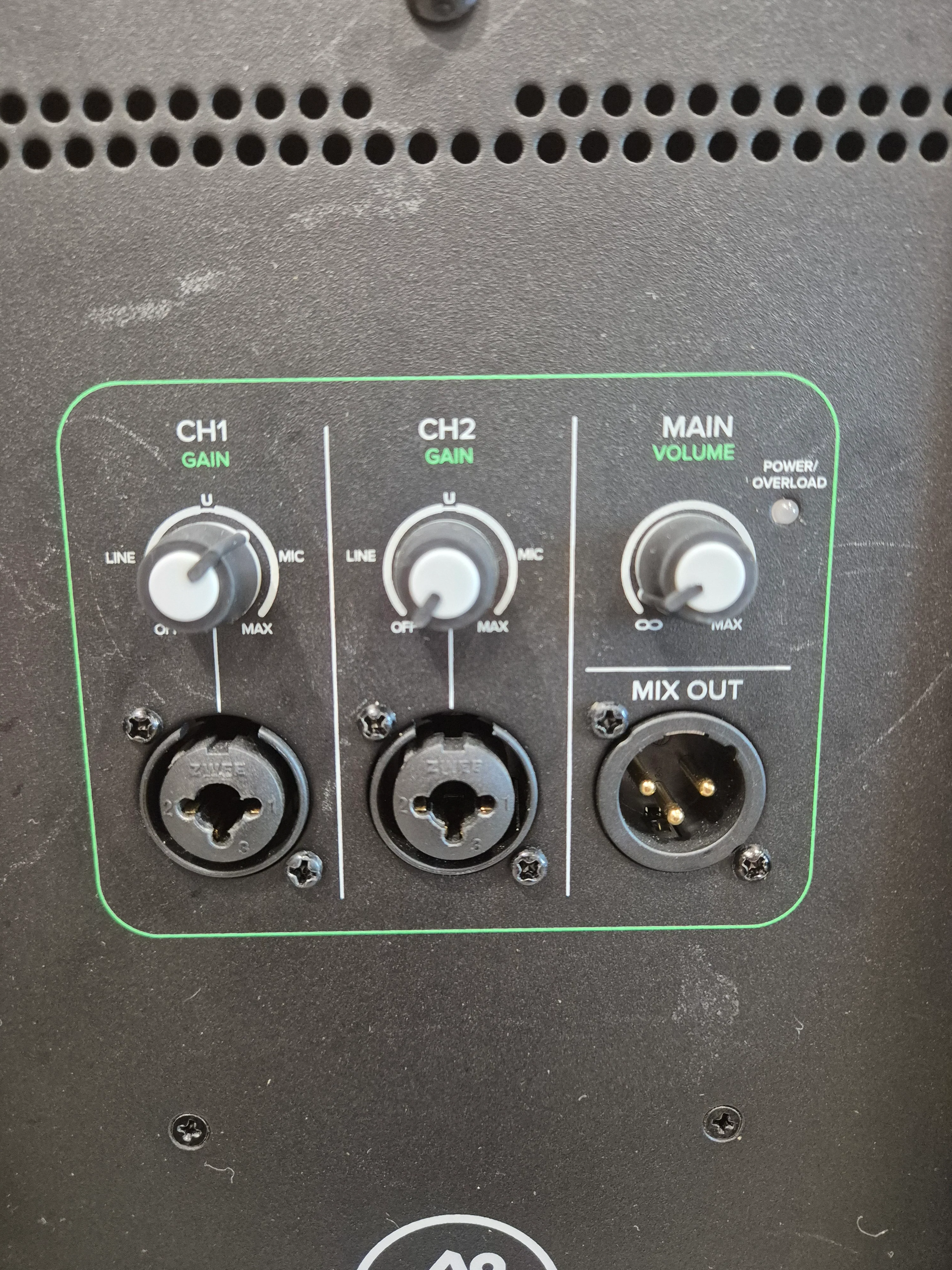 Mackie Thrash 212 - 1300 watts Active PA Speaker - Image 5