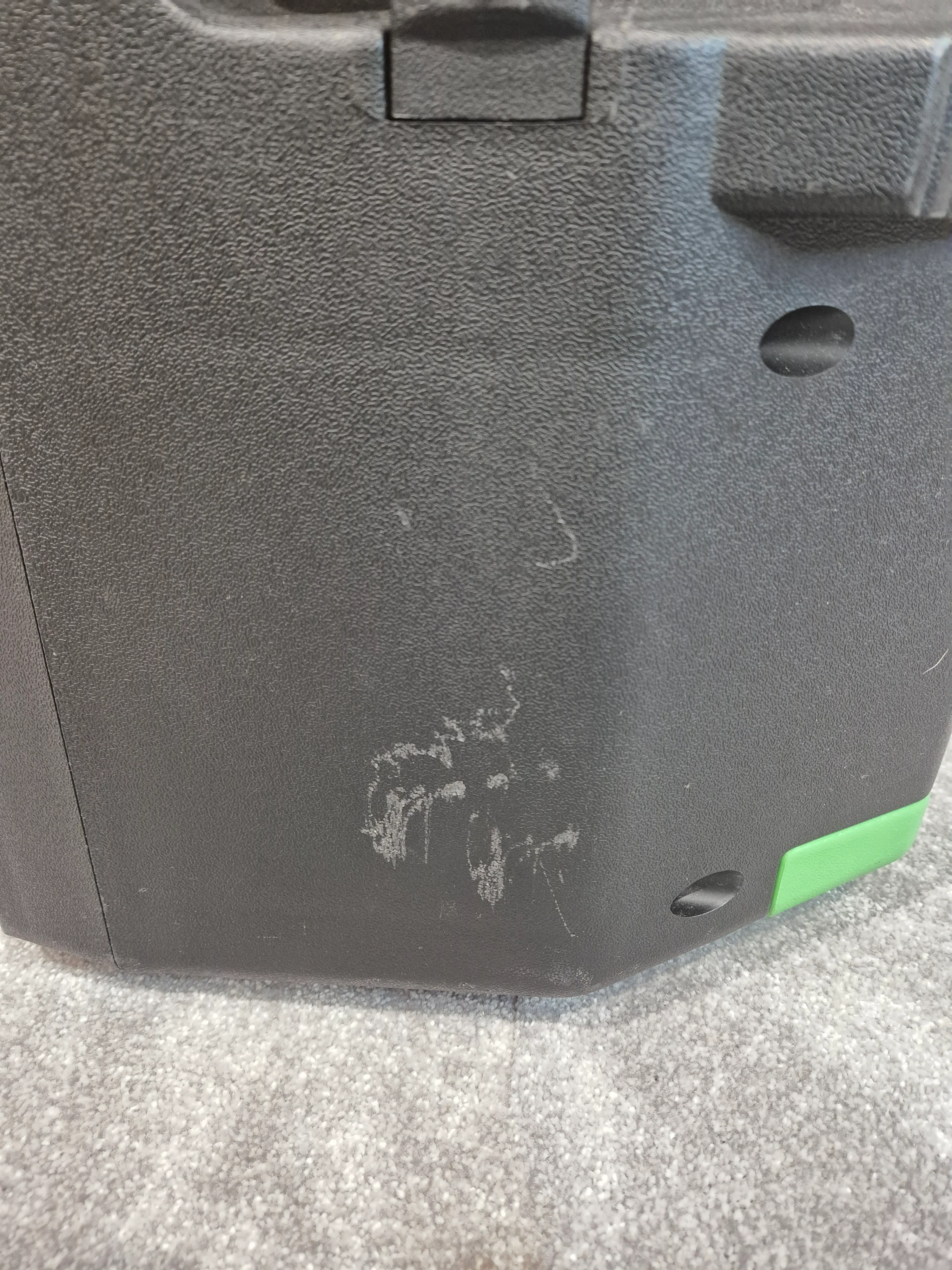 Mackie Thrash 212 - 1300 watts Active PA Speaker (Very Good Condition) - Image 4