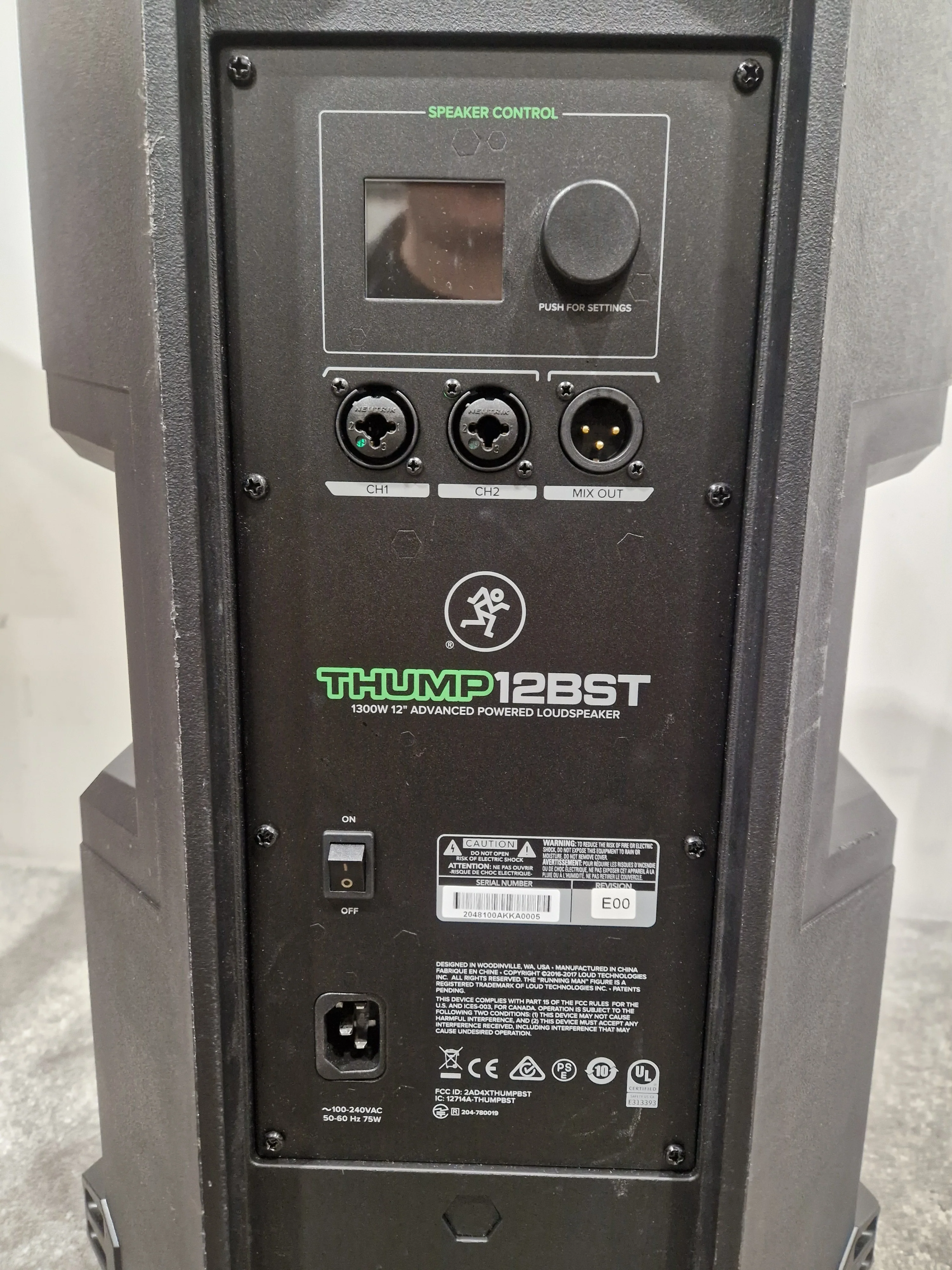 Mackie Thump 12BST - 1300W Loudspeaker - Excellent w/ Power Supply and Soft Case - Image 4