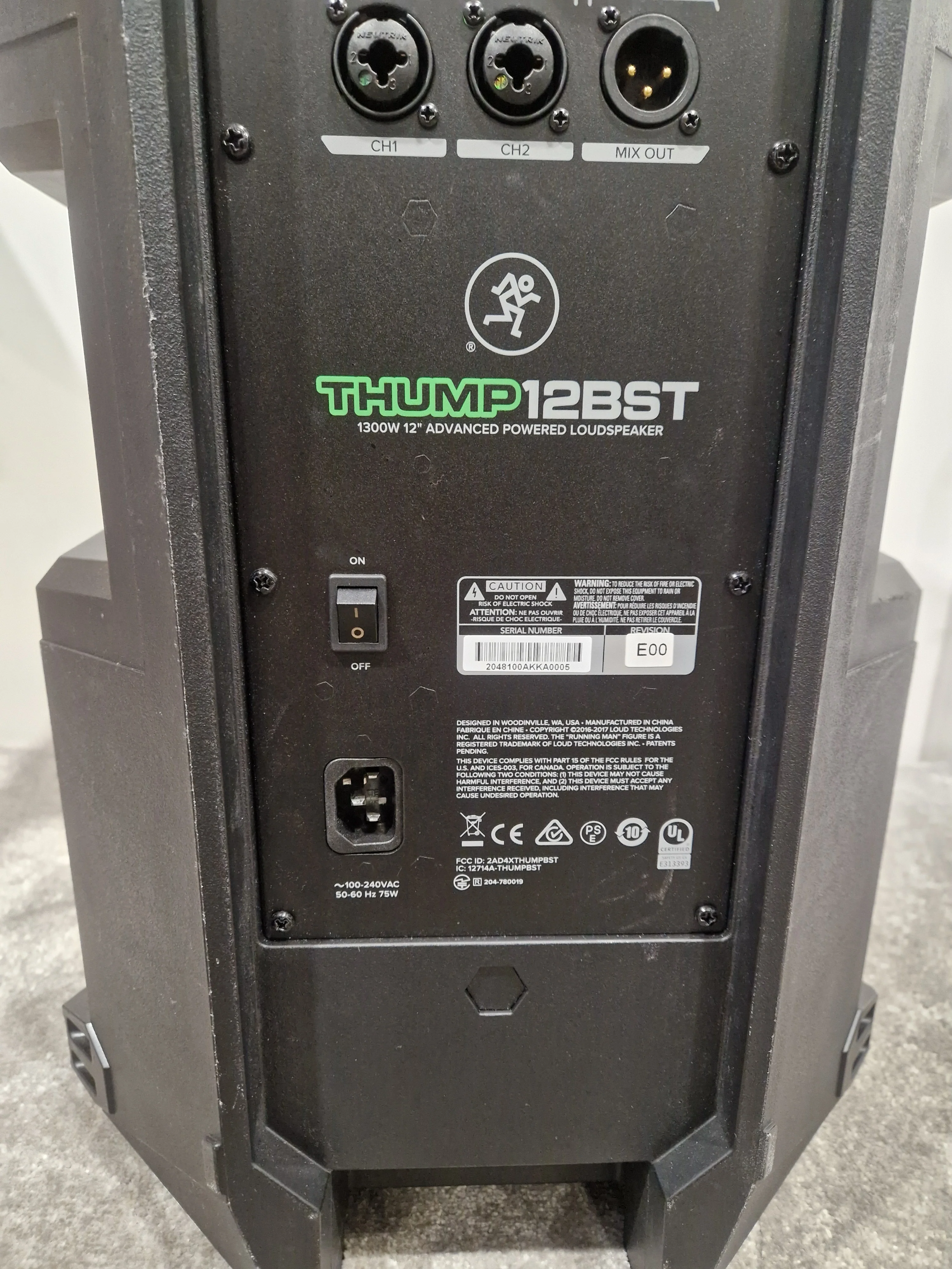 Mackie Thump 12BST - 1300W Loudspeaker - Excellent w/ Power Supply and Soft Case - Image 5