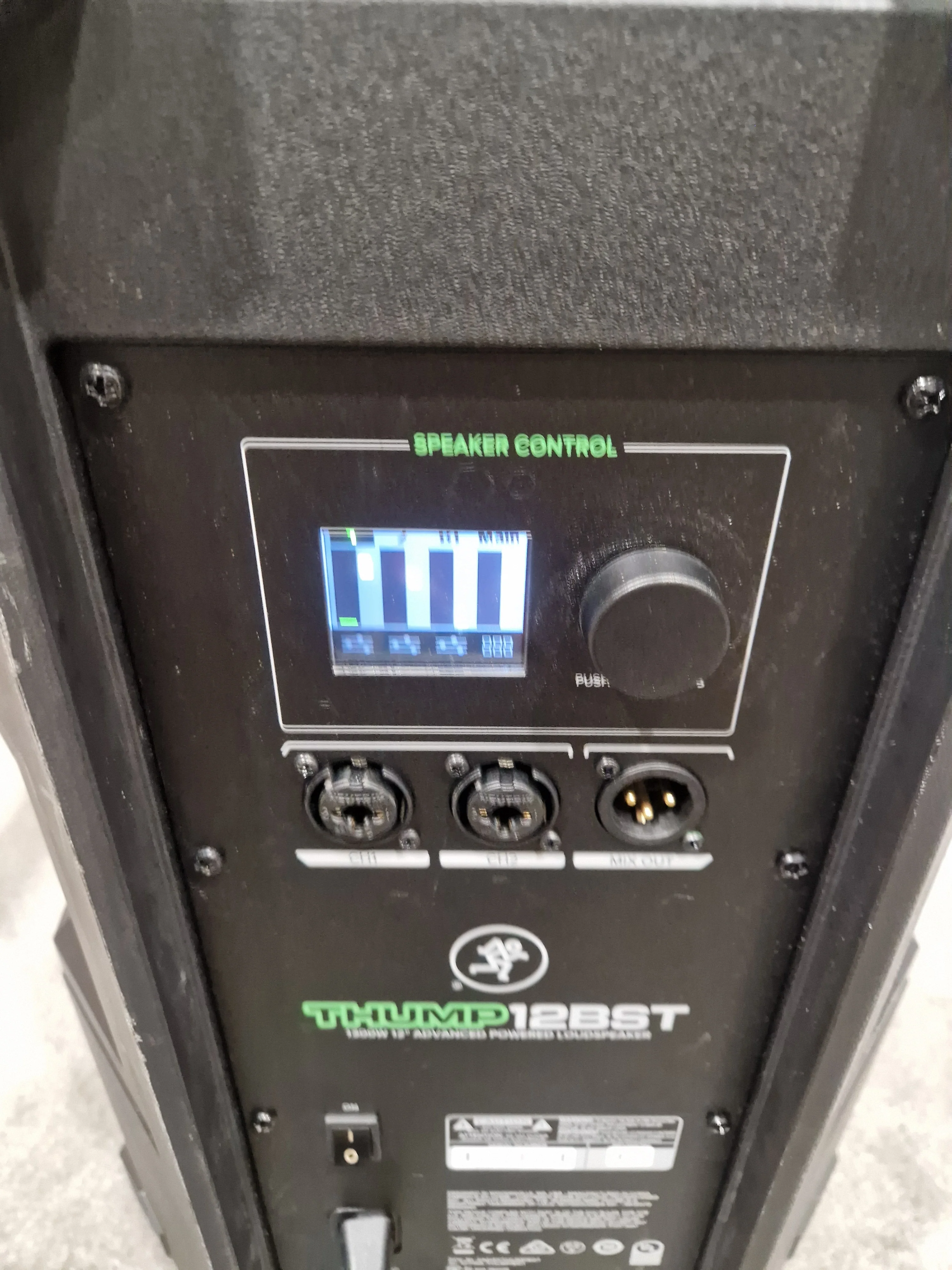 Mackie Thump 12BST - 1300W Loudspeaker - Excellent w/ Power Supply and Soft Case - Image 8