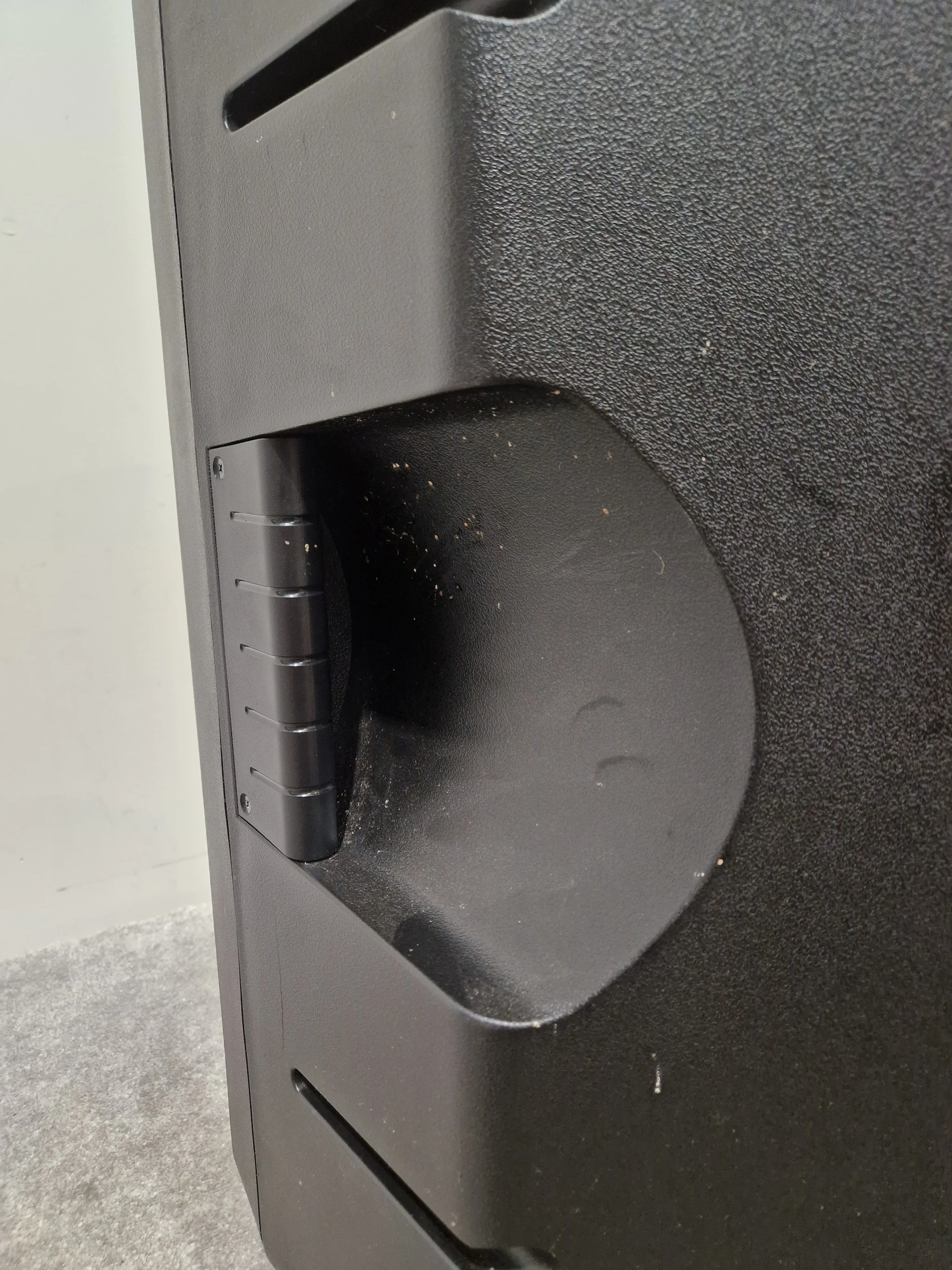 Mackie Thump TH-15A - 2-Way Active Loudspeaker - Spares or Repair - Image 7