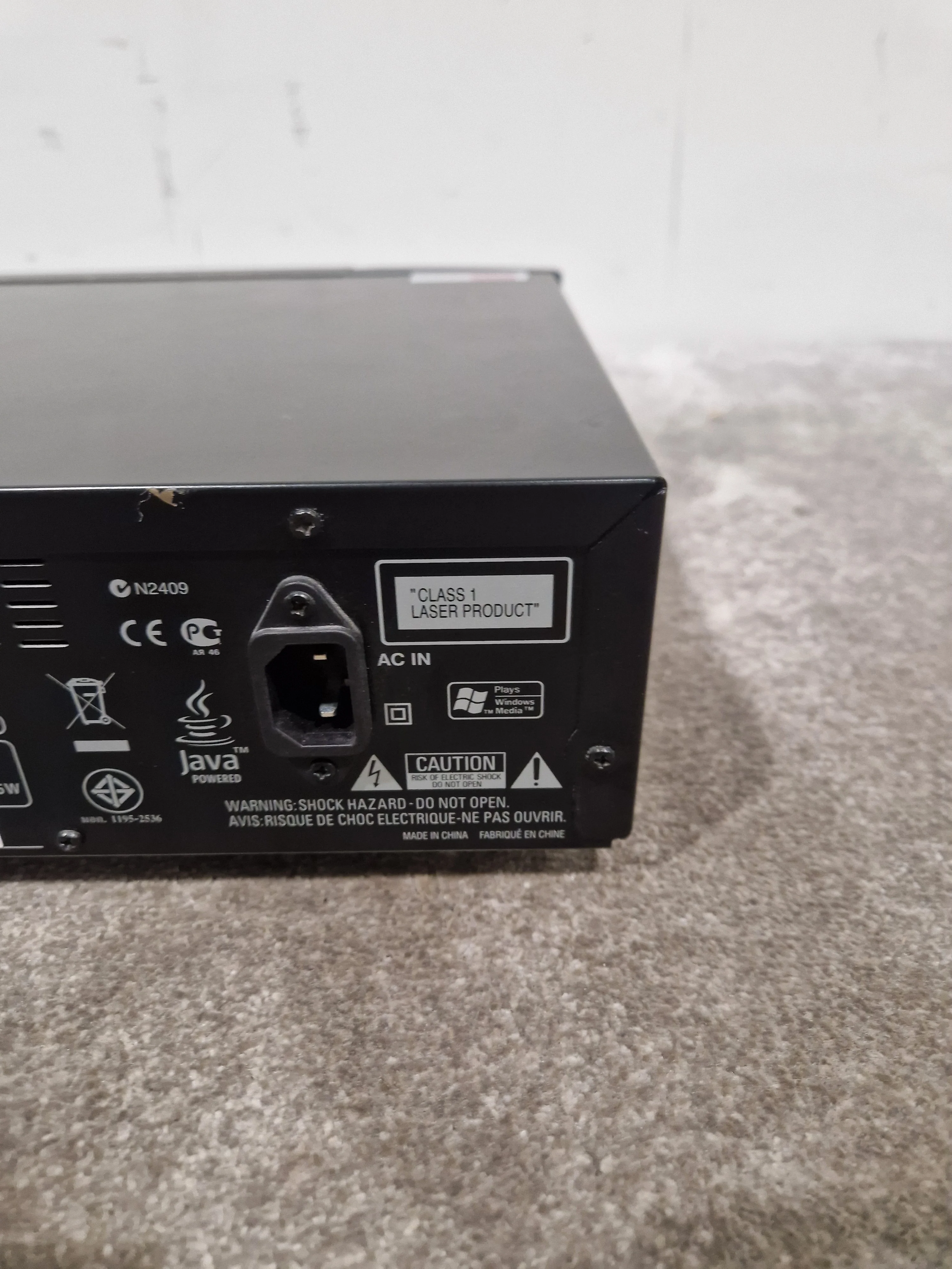 Marantz Blue Ray Player. UD7007 - Audiophile Quality Playback - Fair w/ Power Supply & Remote & cables - Image 14