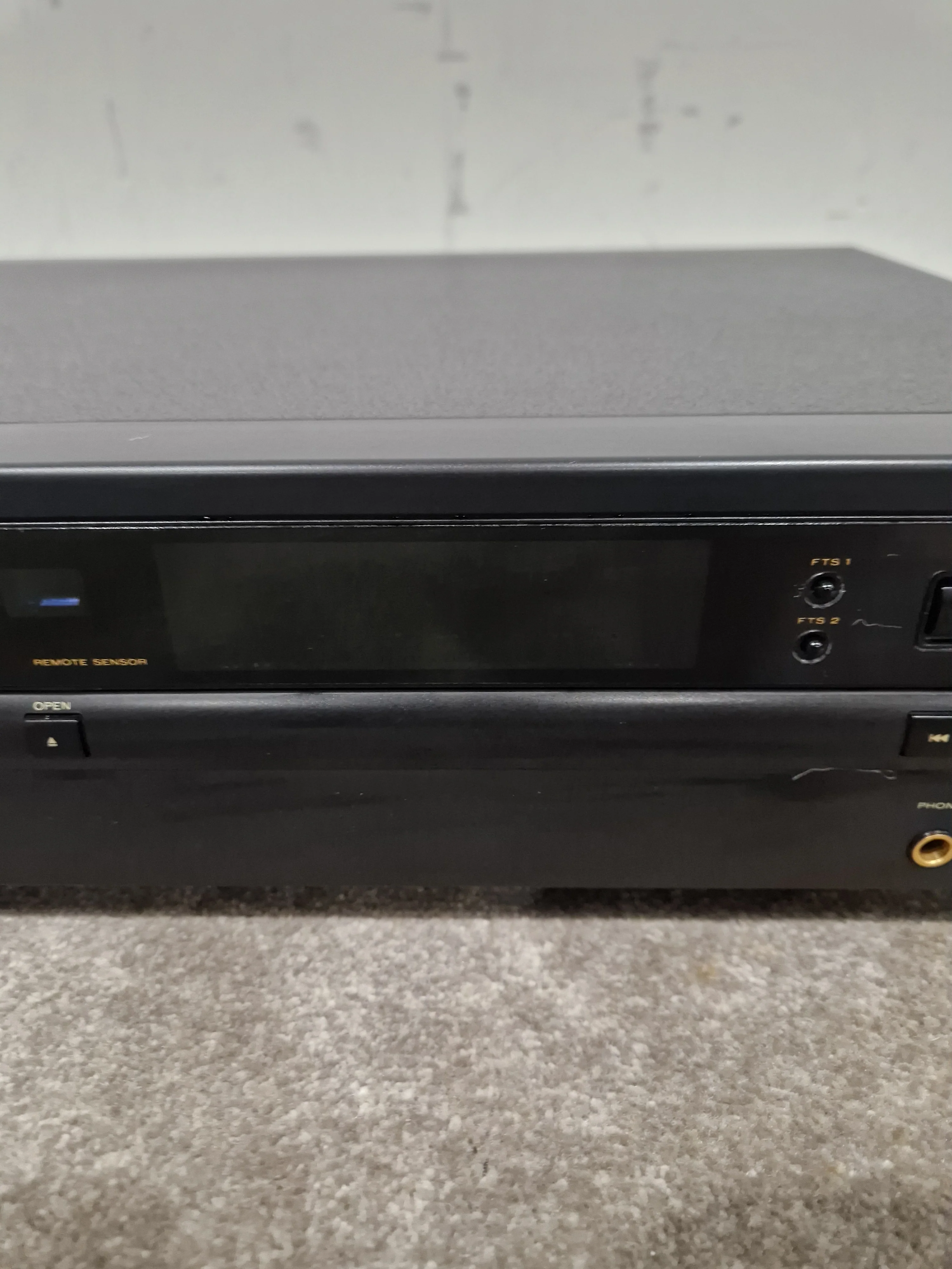 Marantz CD42 - Black - CD Player - Classic Design - Good w/ Power Cable - Image 2