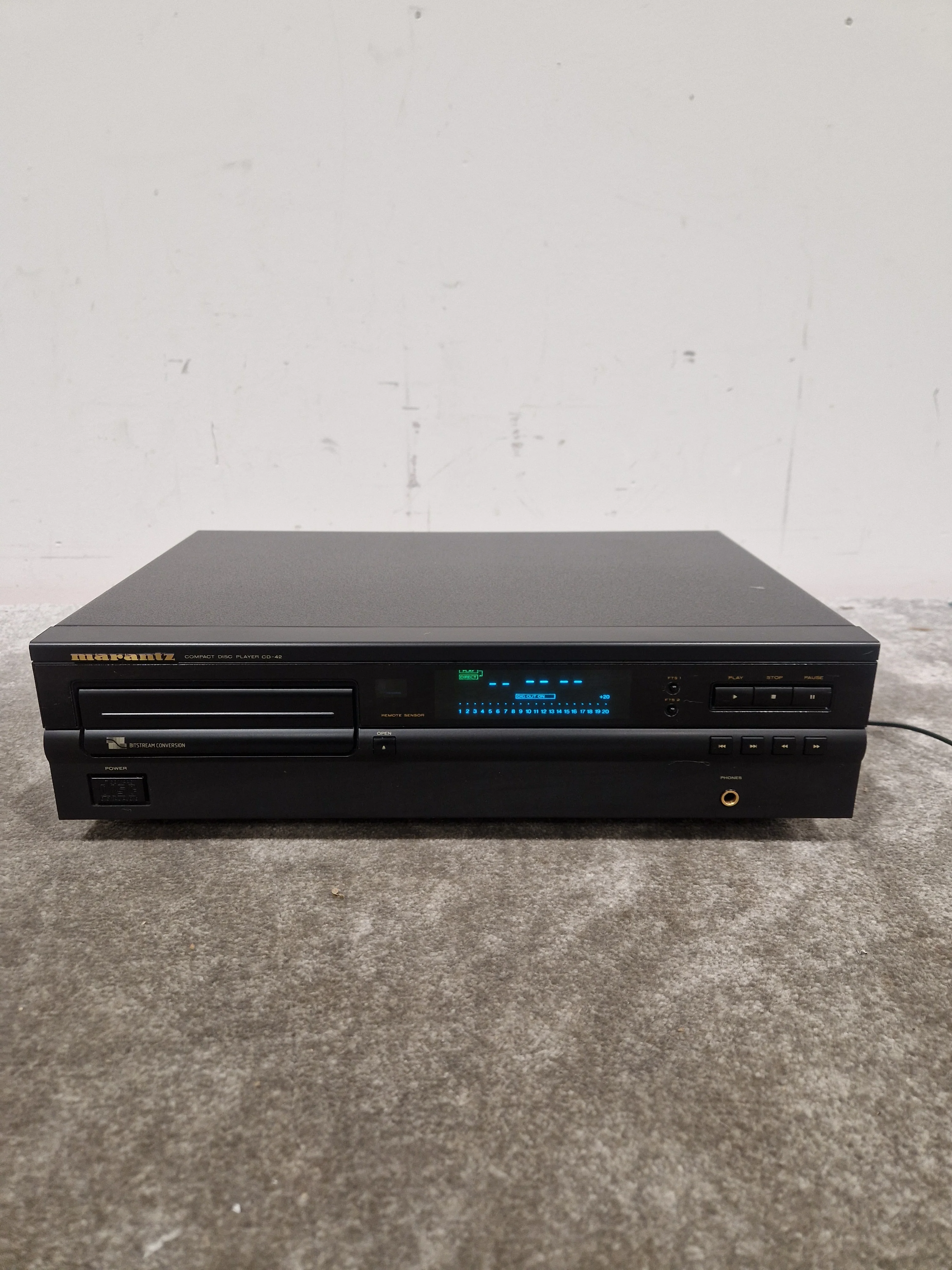 Marantz CD42 - Black - CD Player - Classic Design - Good w/ Power Cable - Image 3