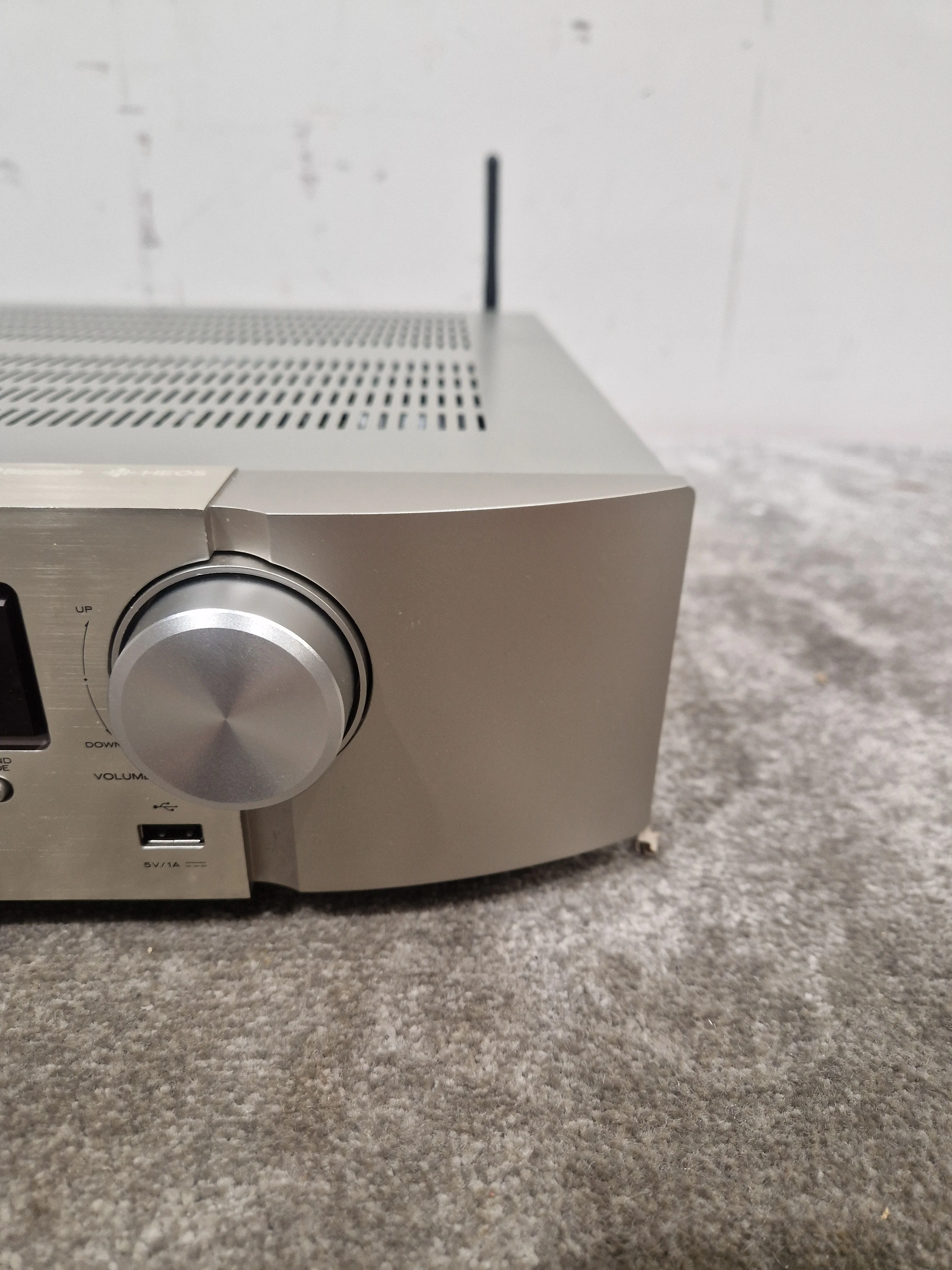 Marantz NR1200 - Network Stereo Receiver - Silver – Network Stereo Receiver - Excellent w/ Original Box & Remote - Image 3